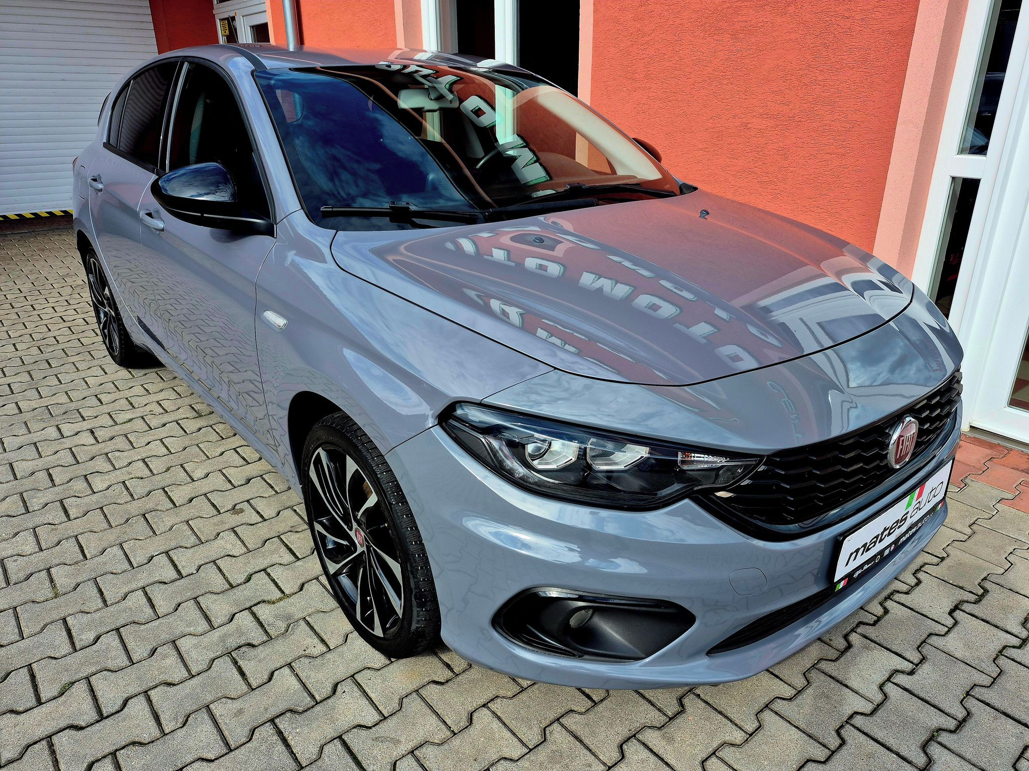 Fiat Tipo, 1.4 TURBO  S-Design 88 kW Grig - fotka 4