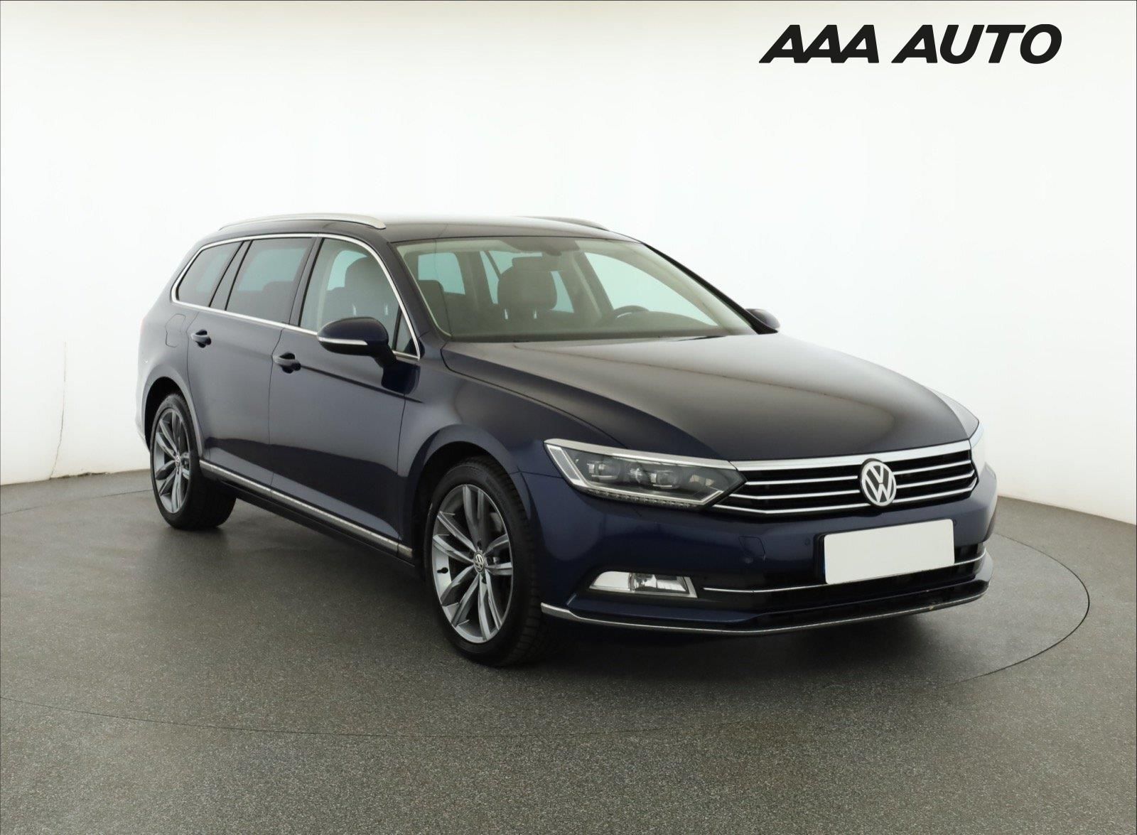 Volkswagen Passat, 2.0 TDI, Automat, Kůže, Navi