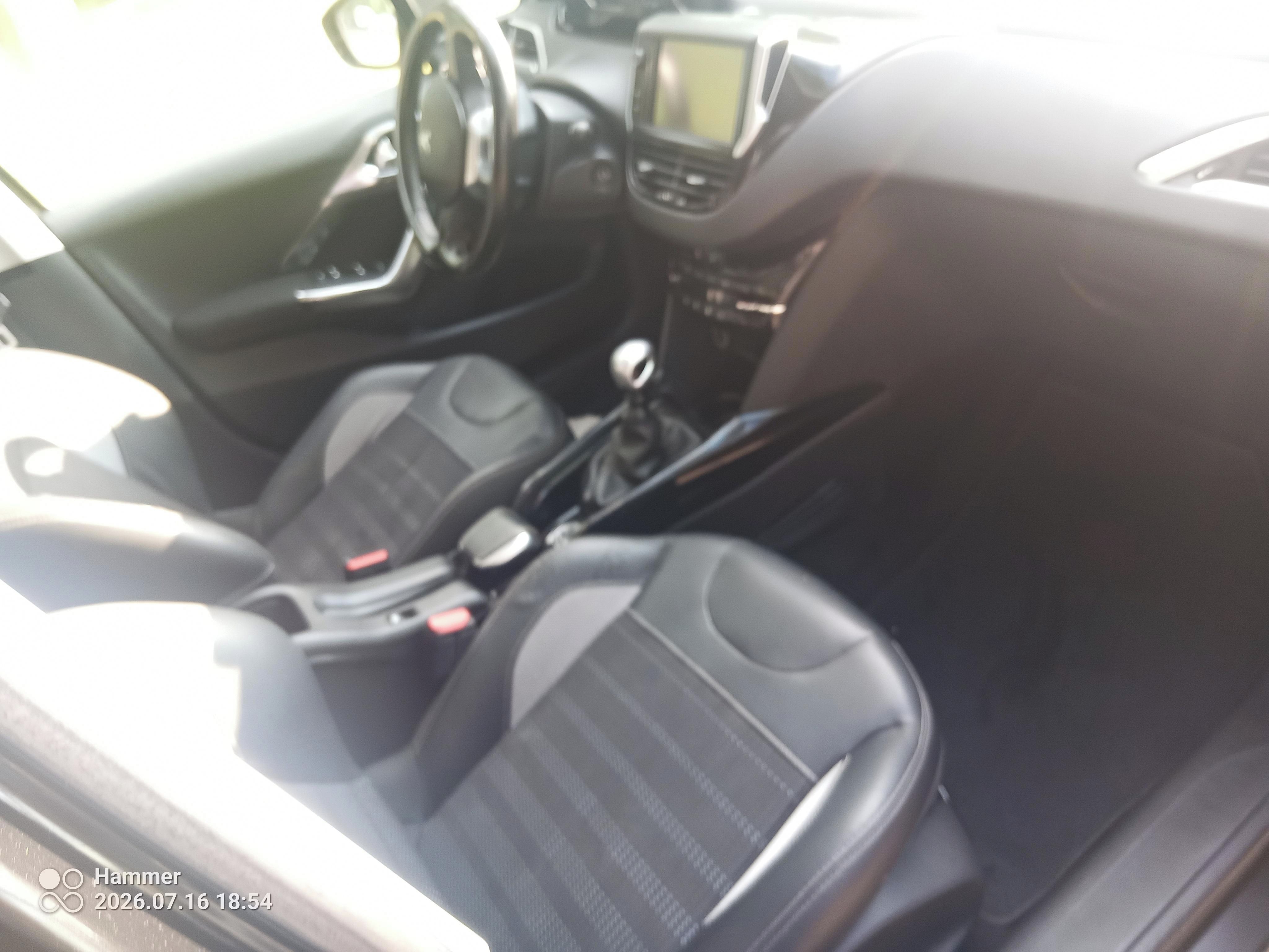 Peugeot 2008, 1.6 TDI GT LINE - fotka 6