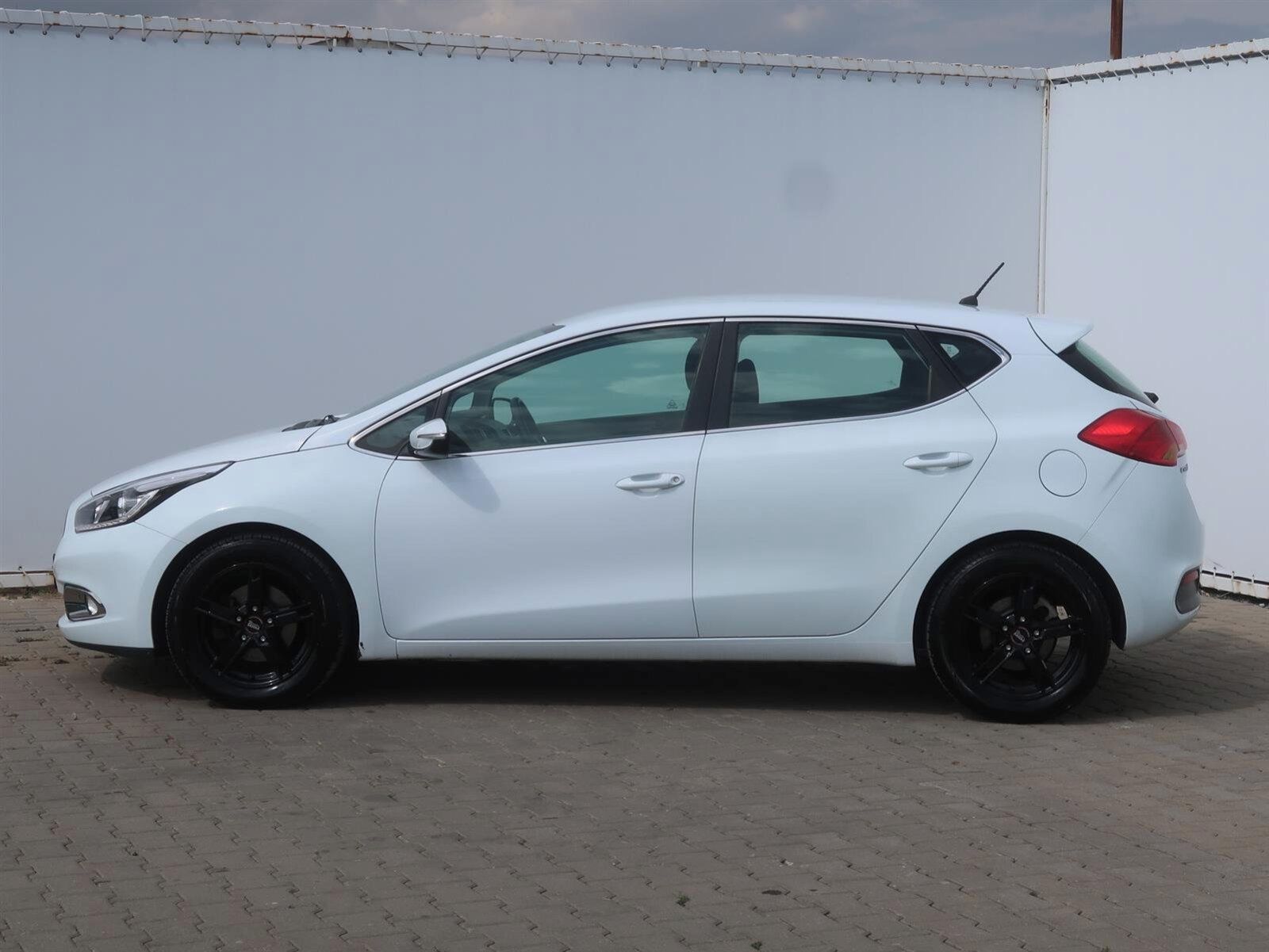 Kia Cee´d, 1.4 CRDi, Serv.kniha - fotka 3