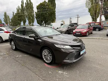Auto 8
