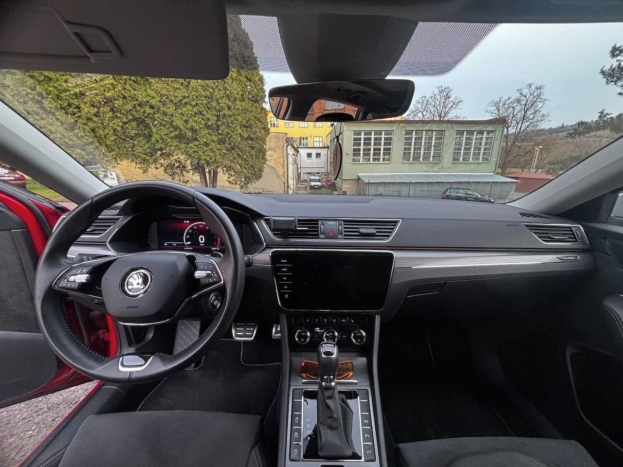 Škoda Superb, Scout 147KW TDI 4x4 - fotka 6