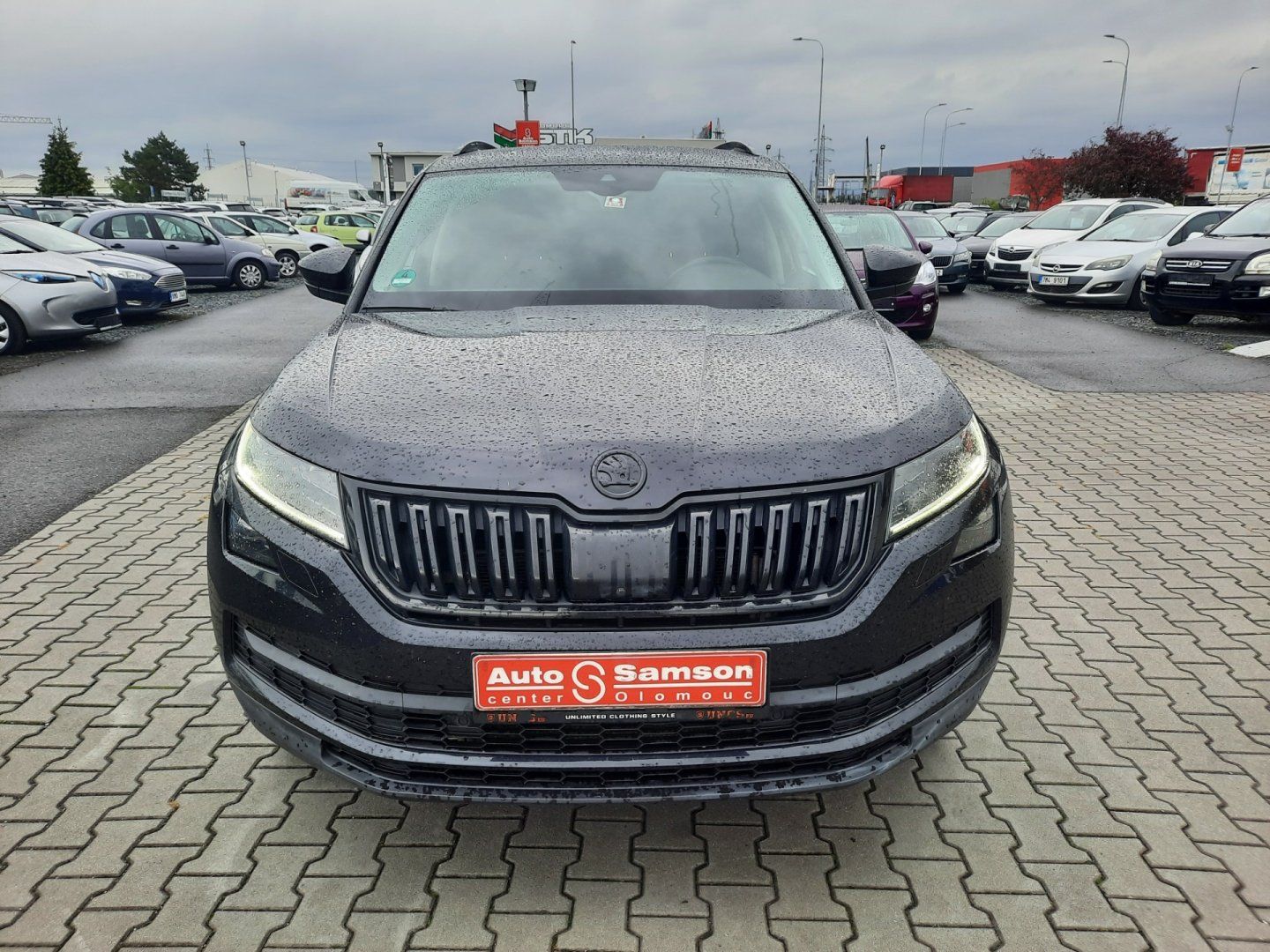 Škoda Kodiaq, 2.0 TDi *140kW*4x4*DSG* - fotka 2