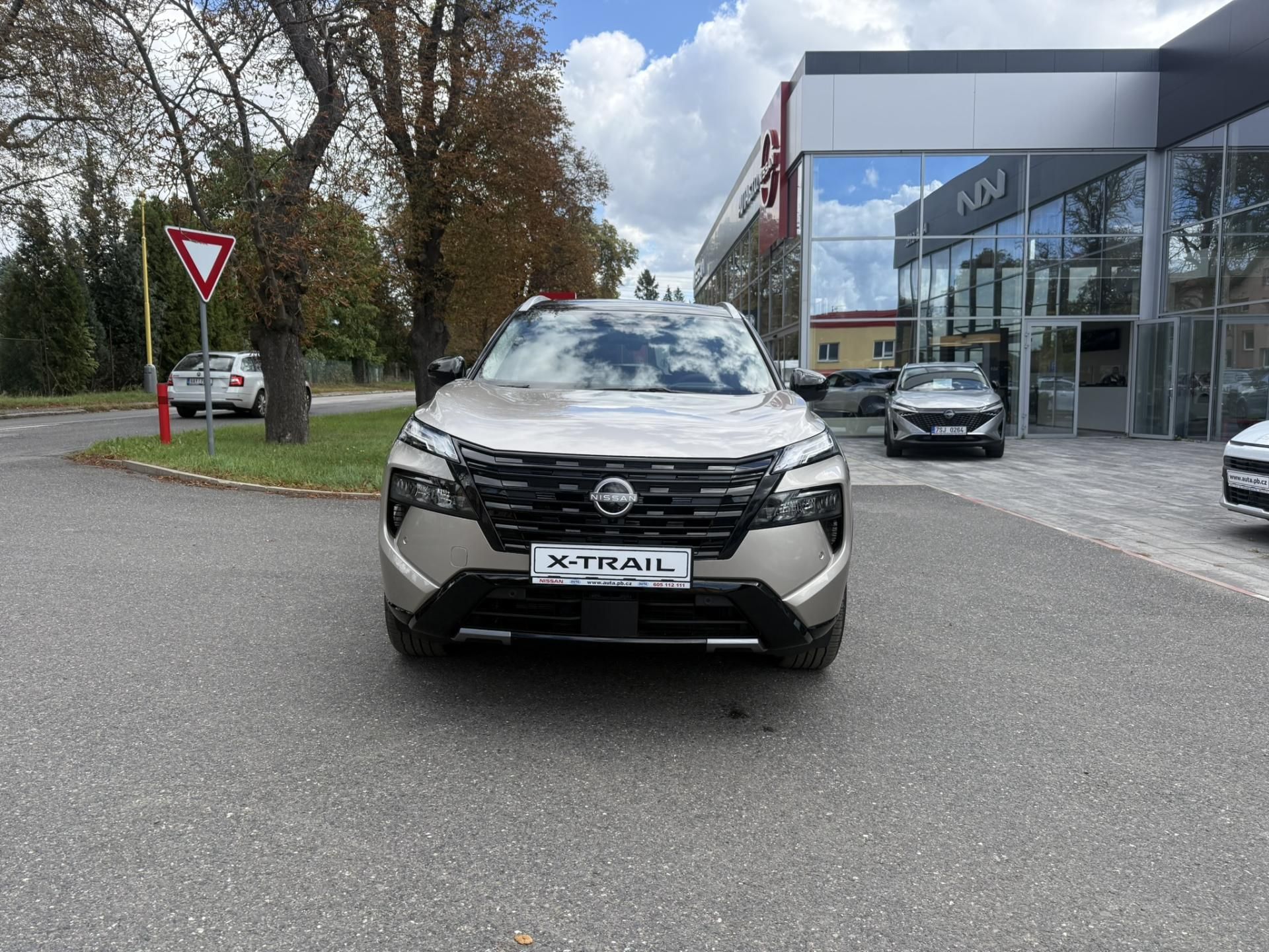 Nissan X-Trail, X-TRAIL E-POWER 213HP e-4ORCE - fotka 2