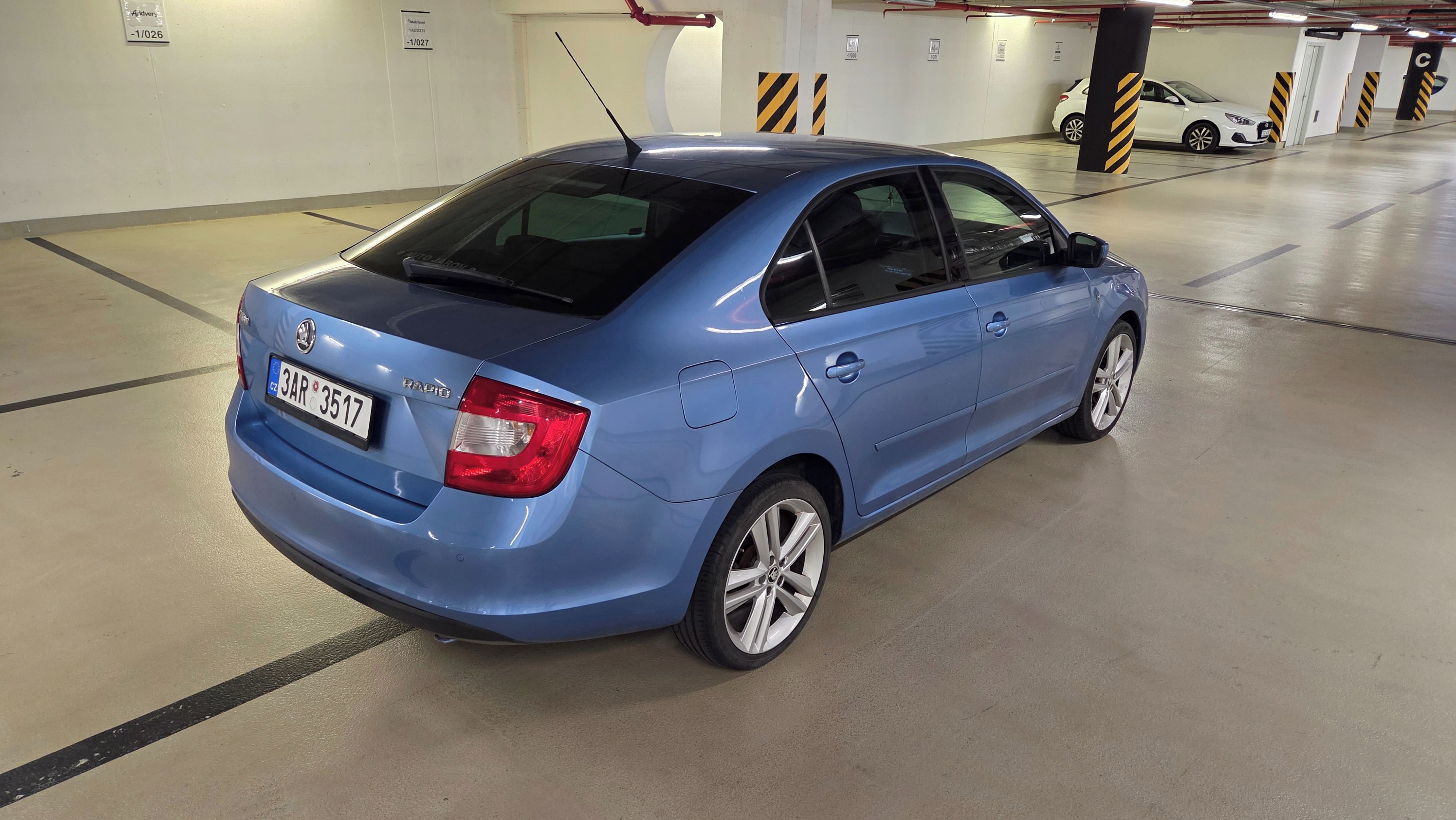 Škoda Rapid, 1.6 TDI 77 kW, tažné zařízení - fotka 2
