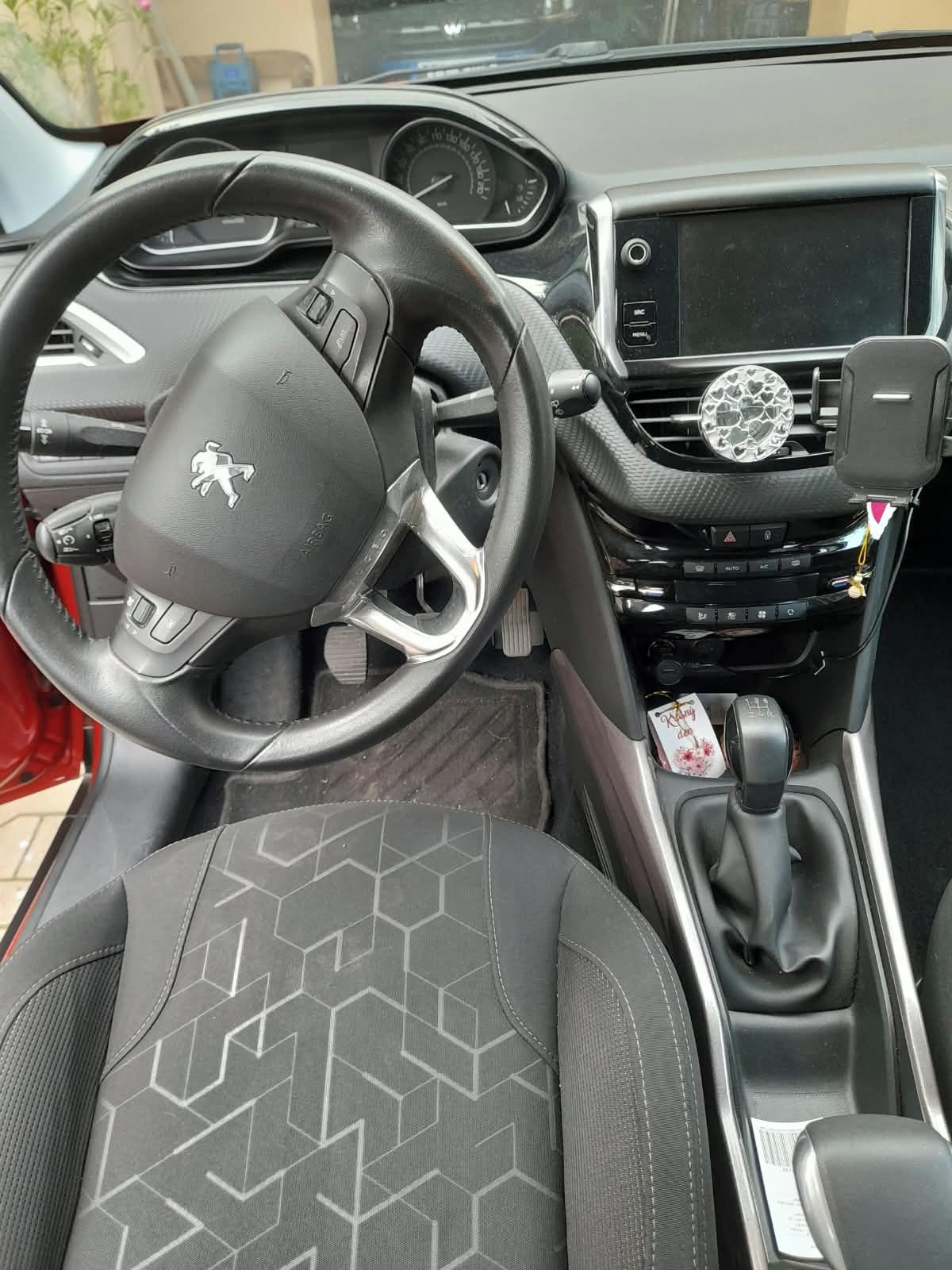 Peugeot 2008, Peugeot 2008 1,4 hdi - fotka 5