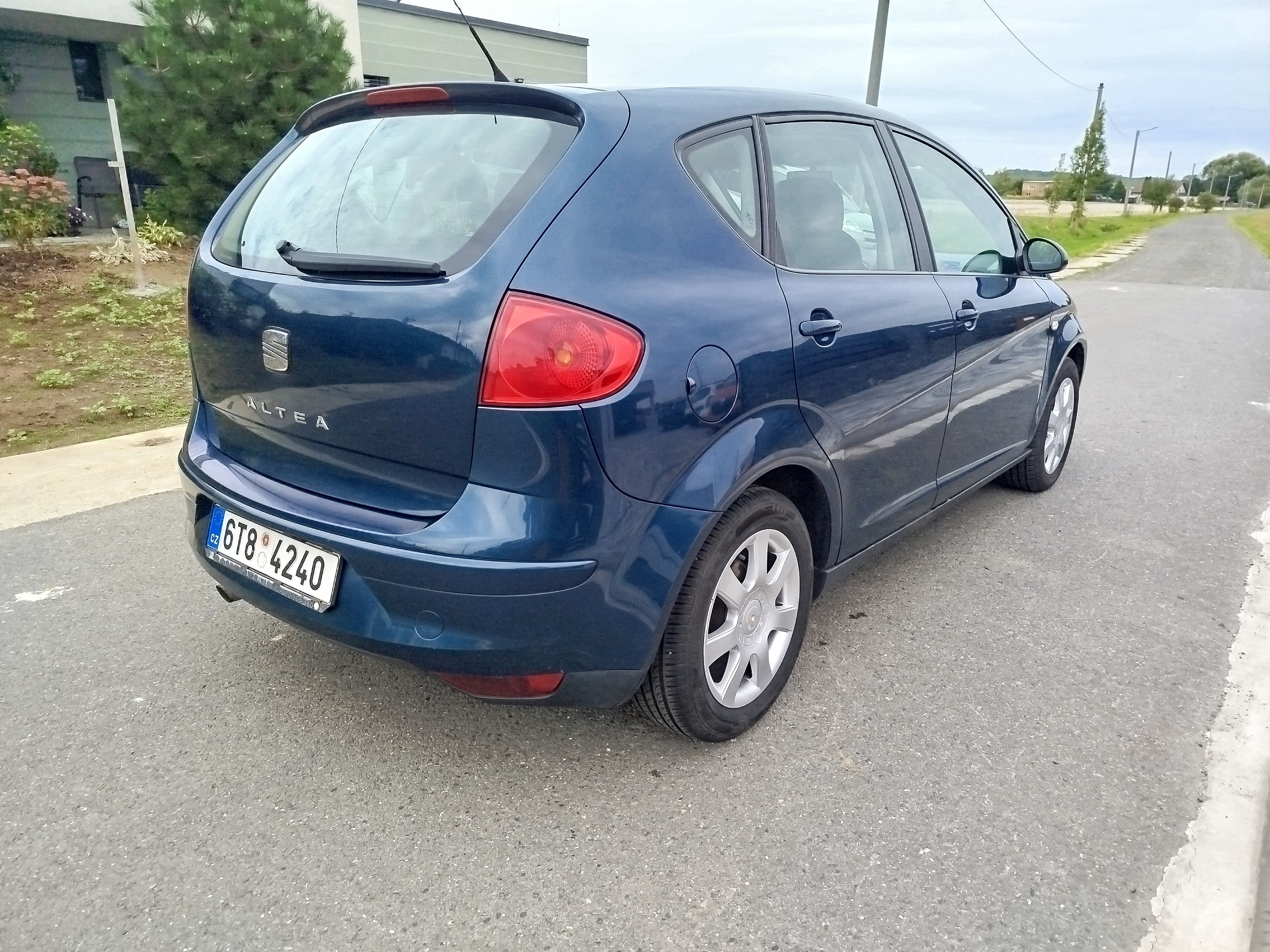 Seat Altea, 1.6i 75kw, serviska, - fotka 4