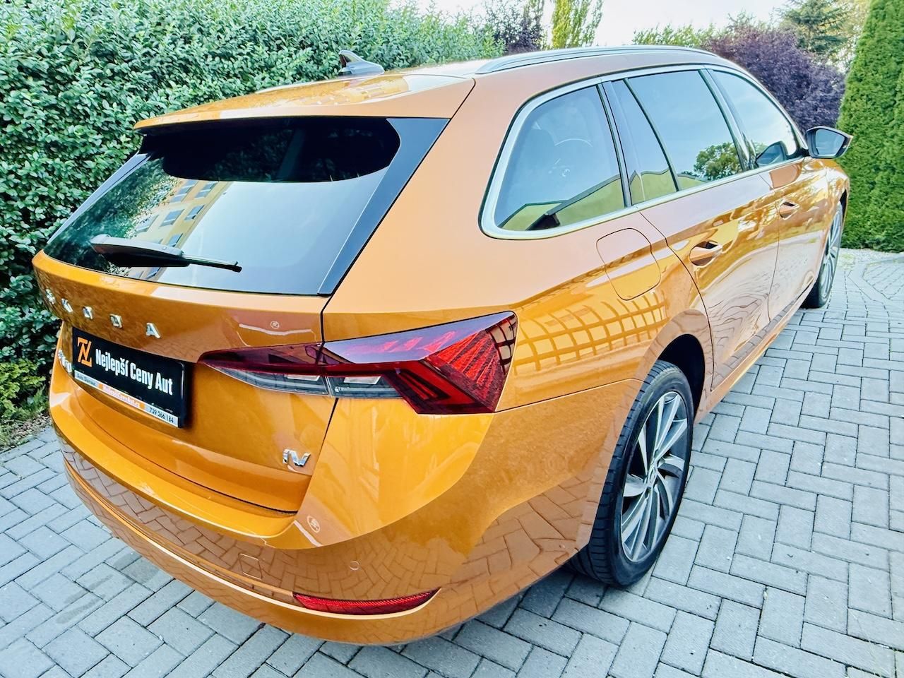 Škoda Octavia, 1.4TSi iV 150kW STYLE TAŽNÉ ČR - fotka 5