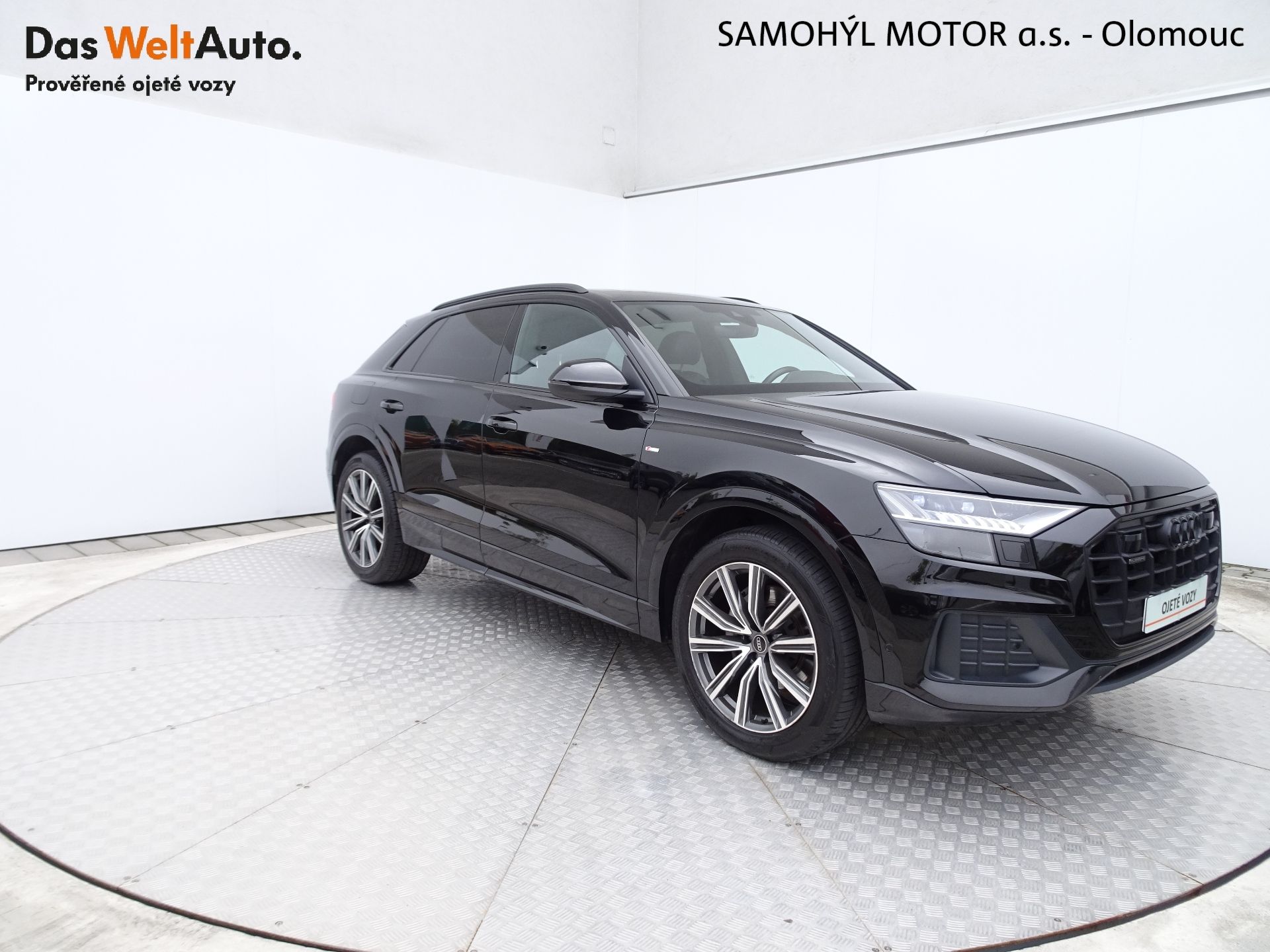 Audi Q8, 45TDI Quattro Tiptronic S-line - fotka 6