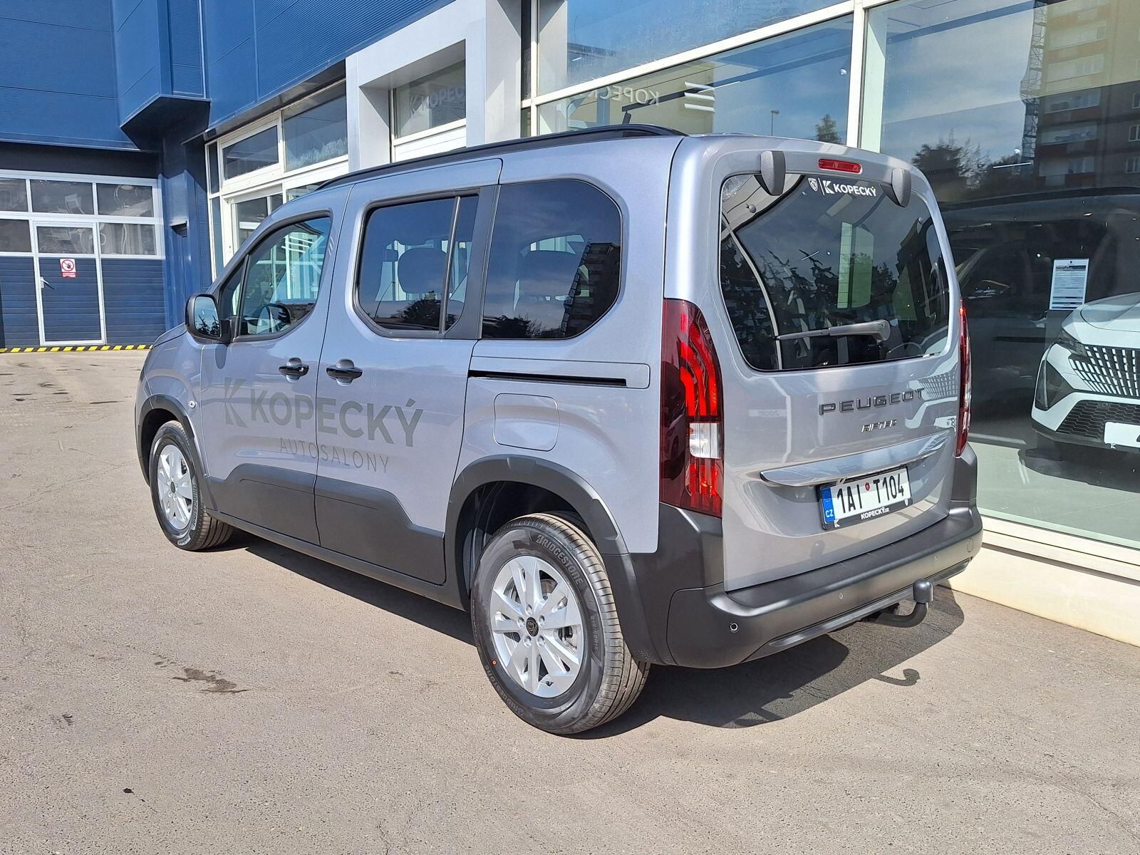 Peugeot Rifter, ALLURE 1.5 BHDi 130k EAT8 N1 - fotka 4
