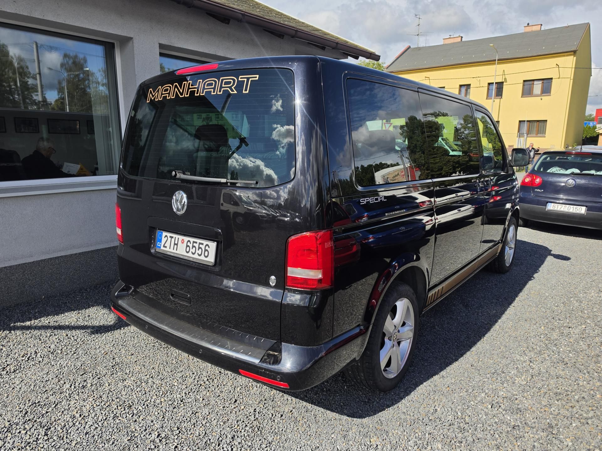 Volkswagen Multivan, 2.0 TDI 7 Míst Special - fotka 4