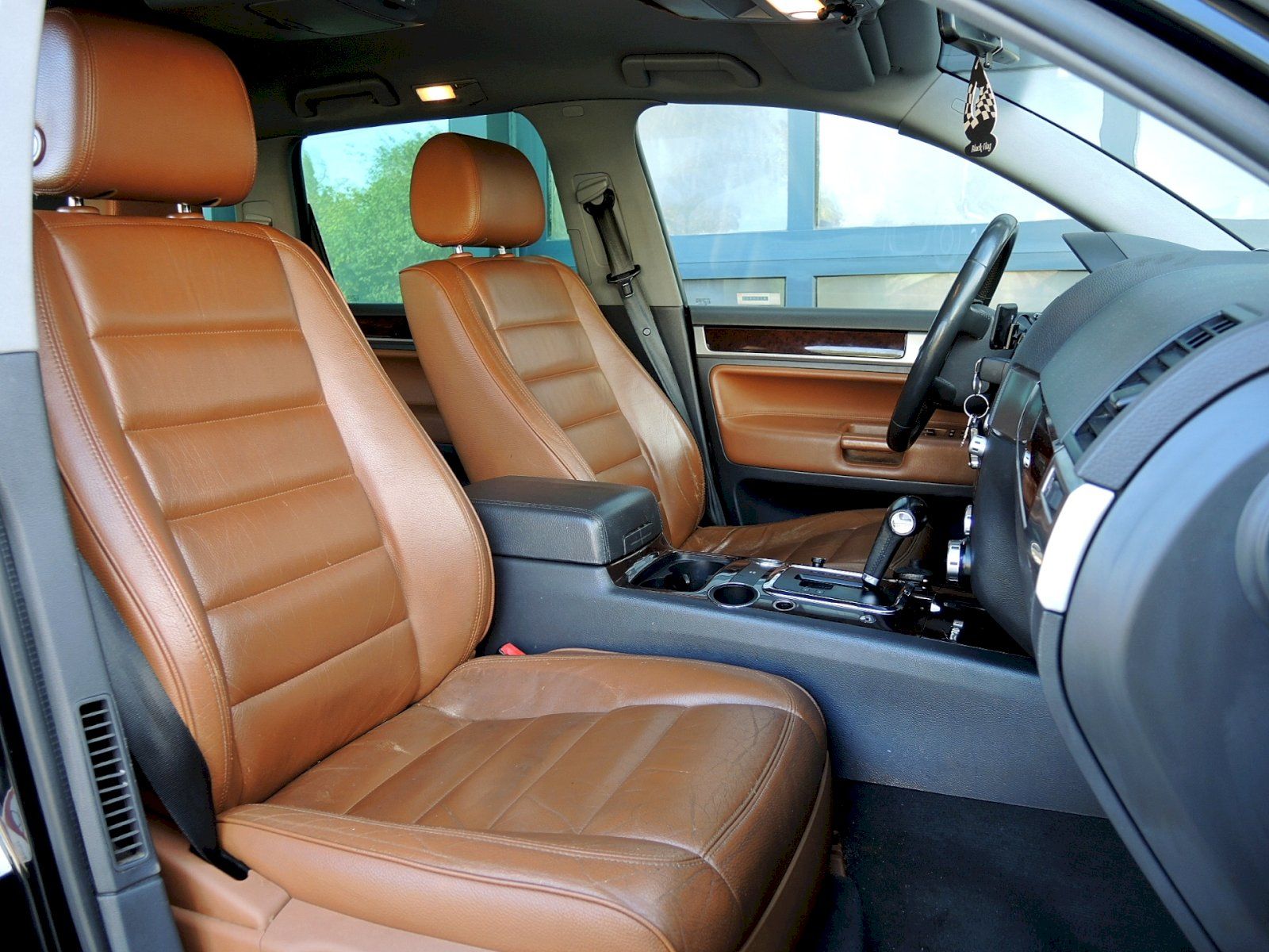 Volkswagen Touareg, 3.0TDI V6 165kW 4x4 - fotka 6