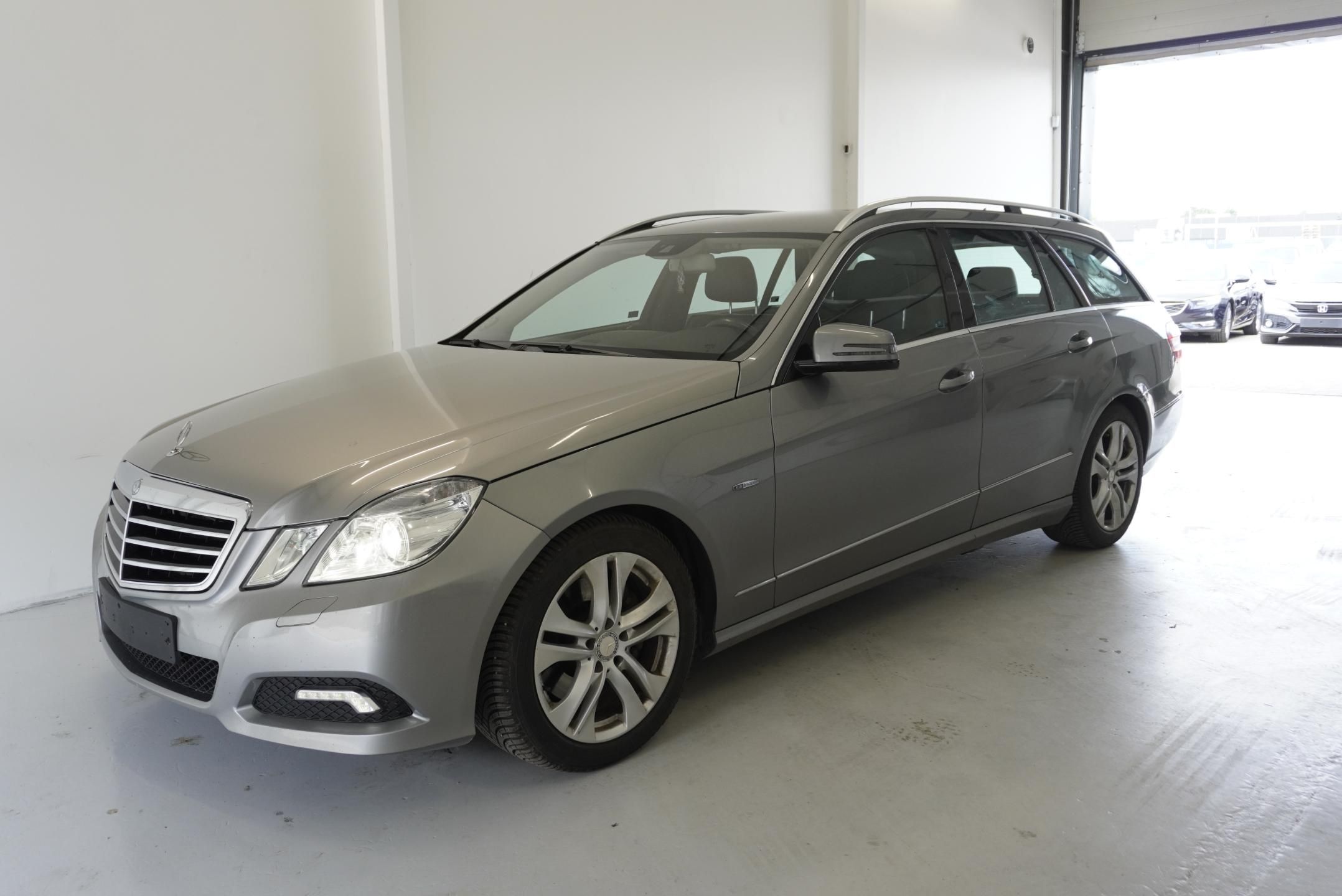 Mercedes-Benz Třídy E, E350 3,0 CDI AVANTGARDE AUT.