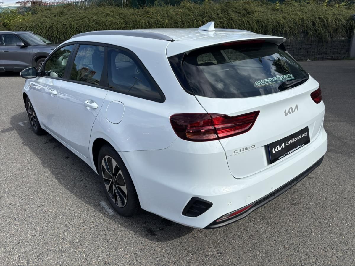 Kia Cee´d, 1,0 TGDi SPIN ZÁRUKA CARPLAY - fotka 3