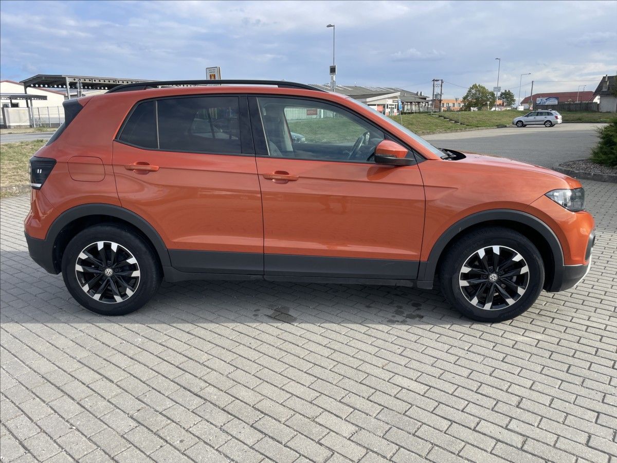 Volkswagen T-Cross, 1,0 TSi 70kw Radar Klima odp. - fotka 5