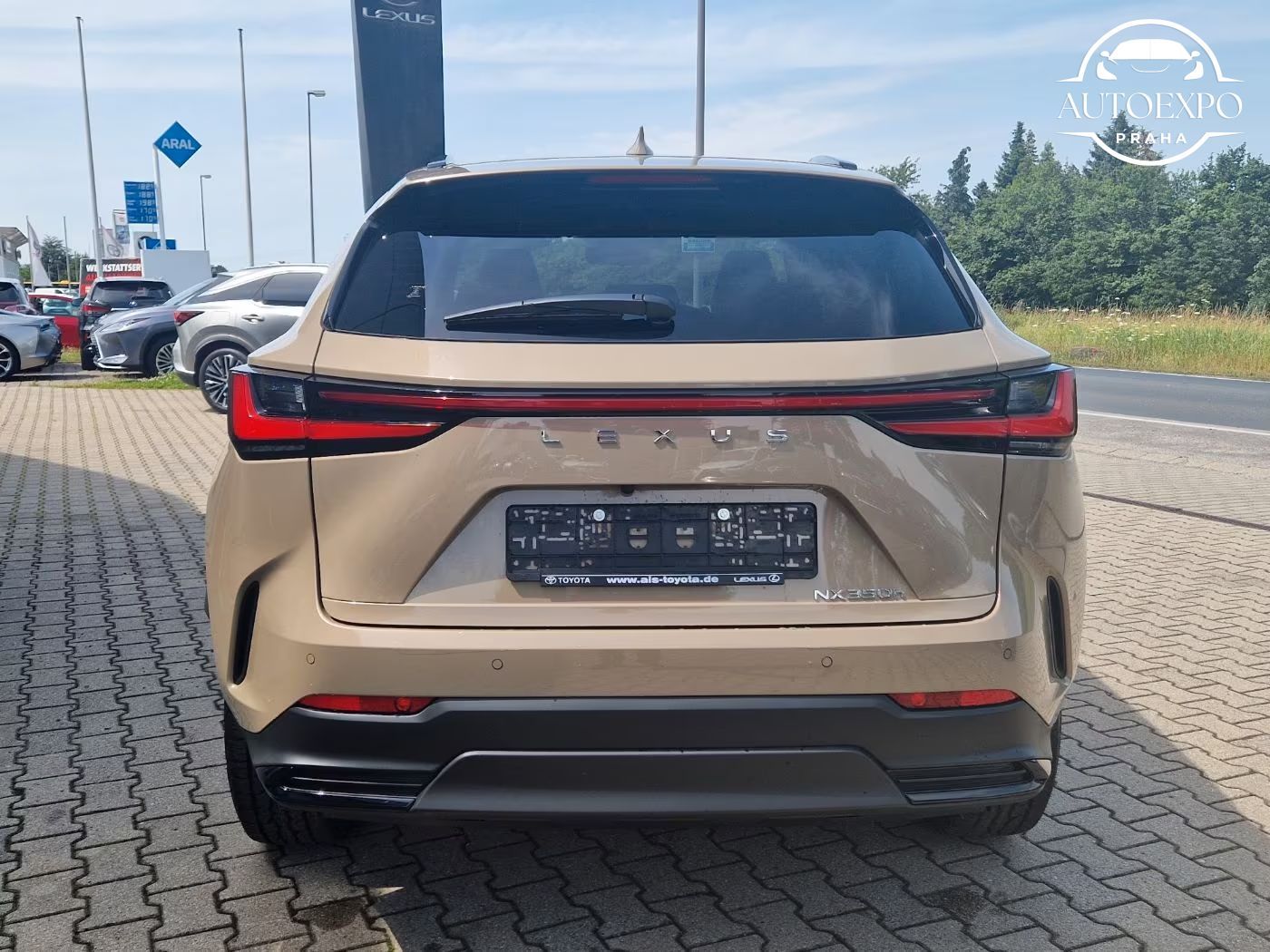 Lexus NX 350h, NX 350 h Overtrail* - fotka 5