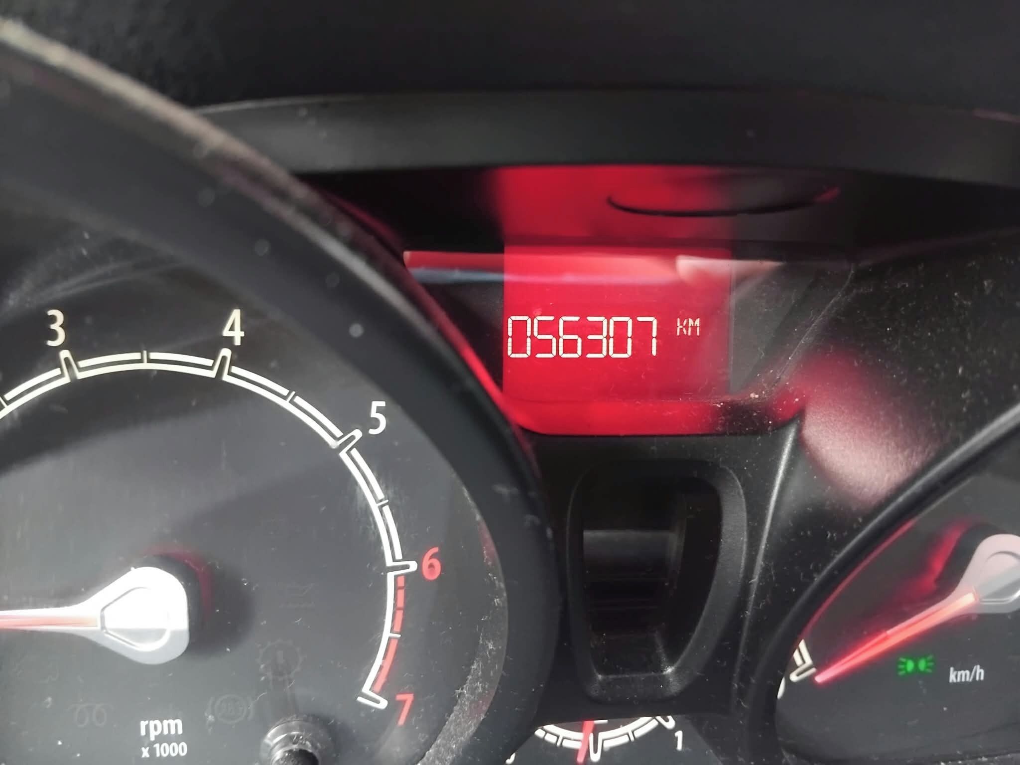 Ford Fiesta, 1.2; 44kW; velmi dobrý stav - fotka 4