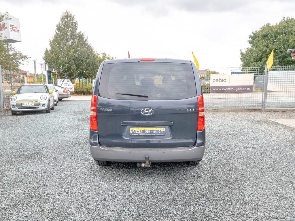 Hyundai H 1, ČR 2.5D 125KW mat – 8 SEDADEL - fotka 6