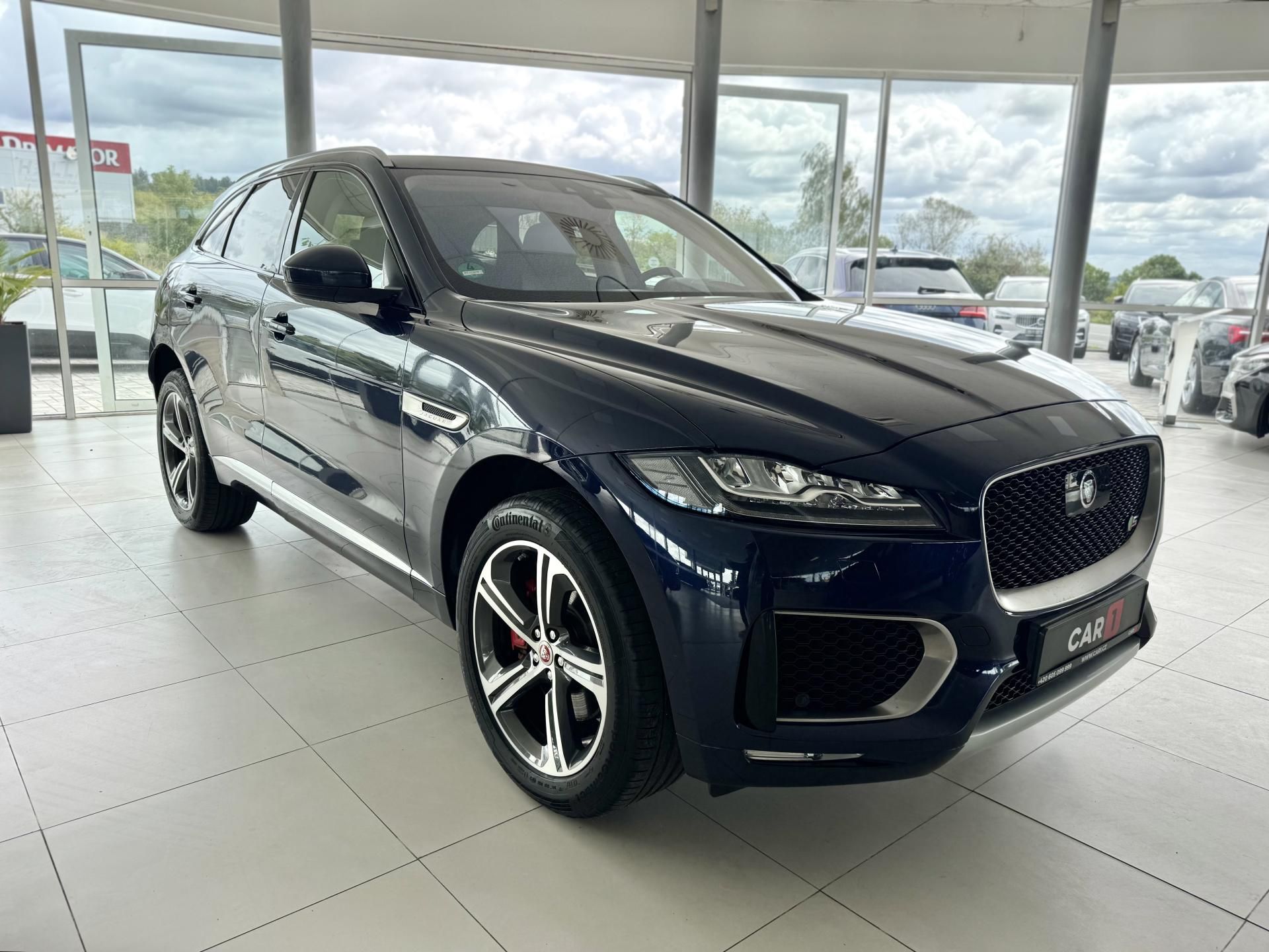 Jaguar F-Pace, 30d S*AWD*Max.Výb*Webasto*DPH - fotka 4