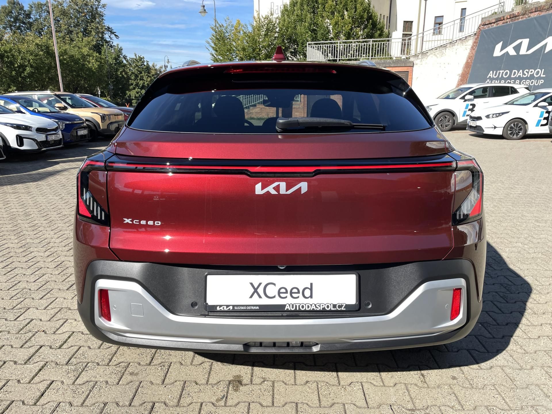 Kia XCee´d, 1,6T-GDi 7DCT TOP 2027 - fotka 4