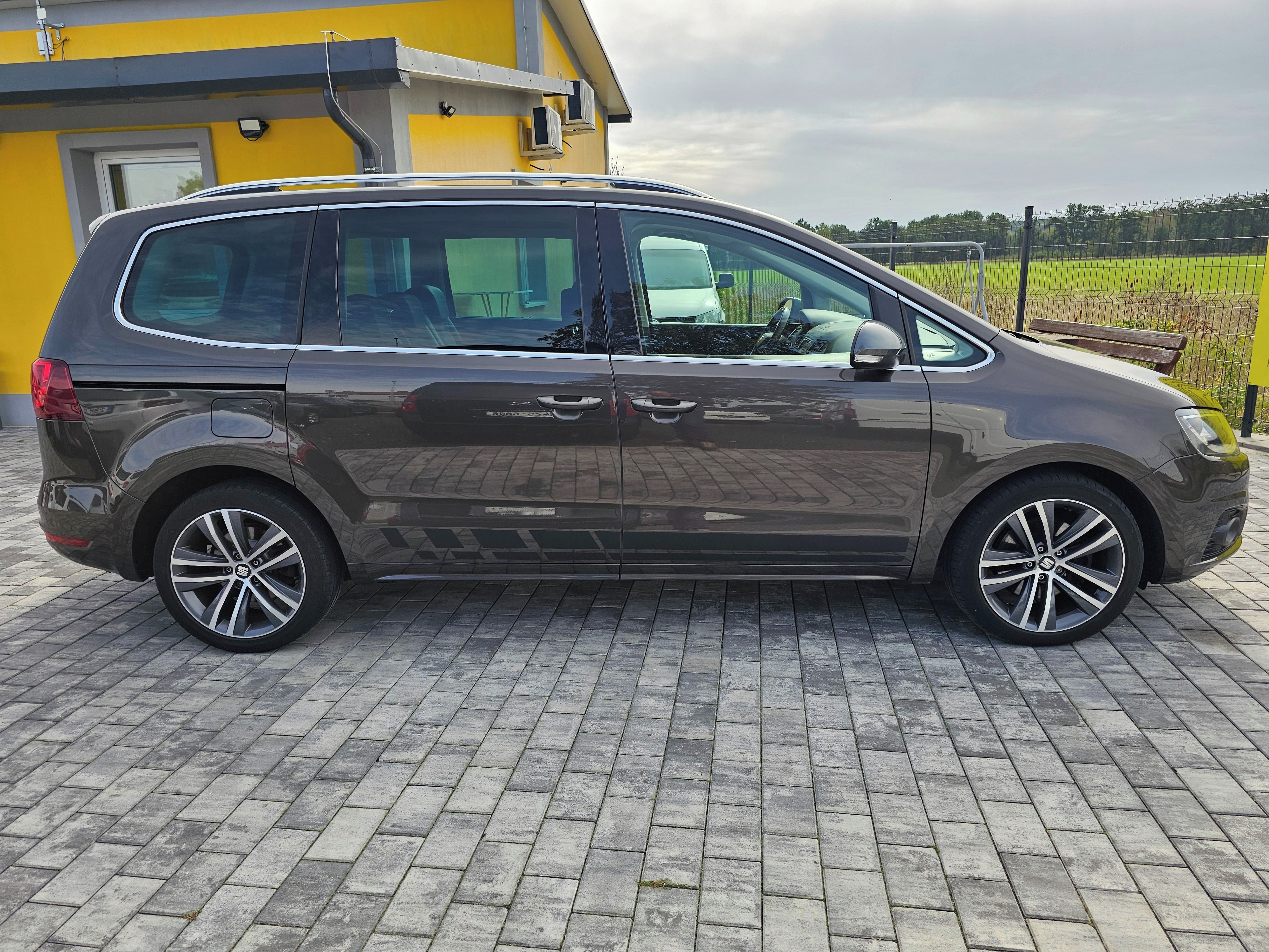 Seat Alhambra, FR 2.0 TDI 110kw, 4Drive, 1Maj - fotka 4