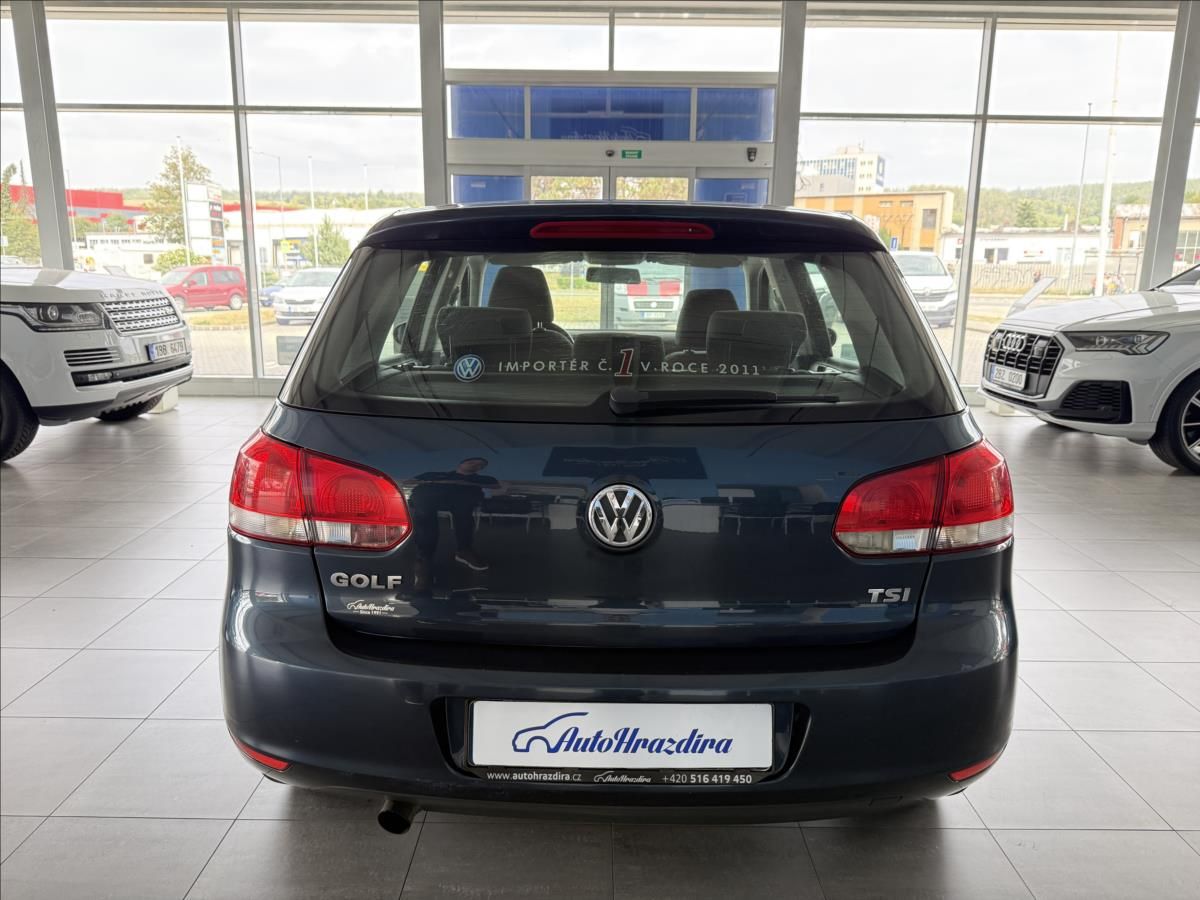 Volkswagen Golf, 1,2   TSI 77kW,COMFORT,SERVISK - fotka 5