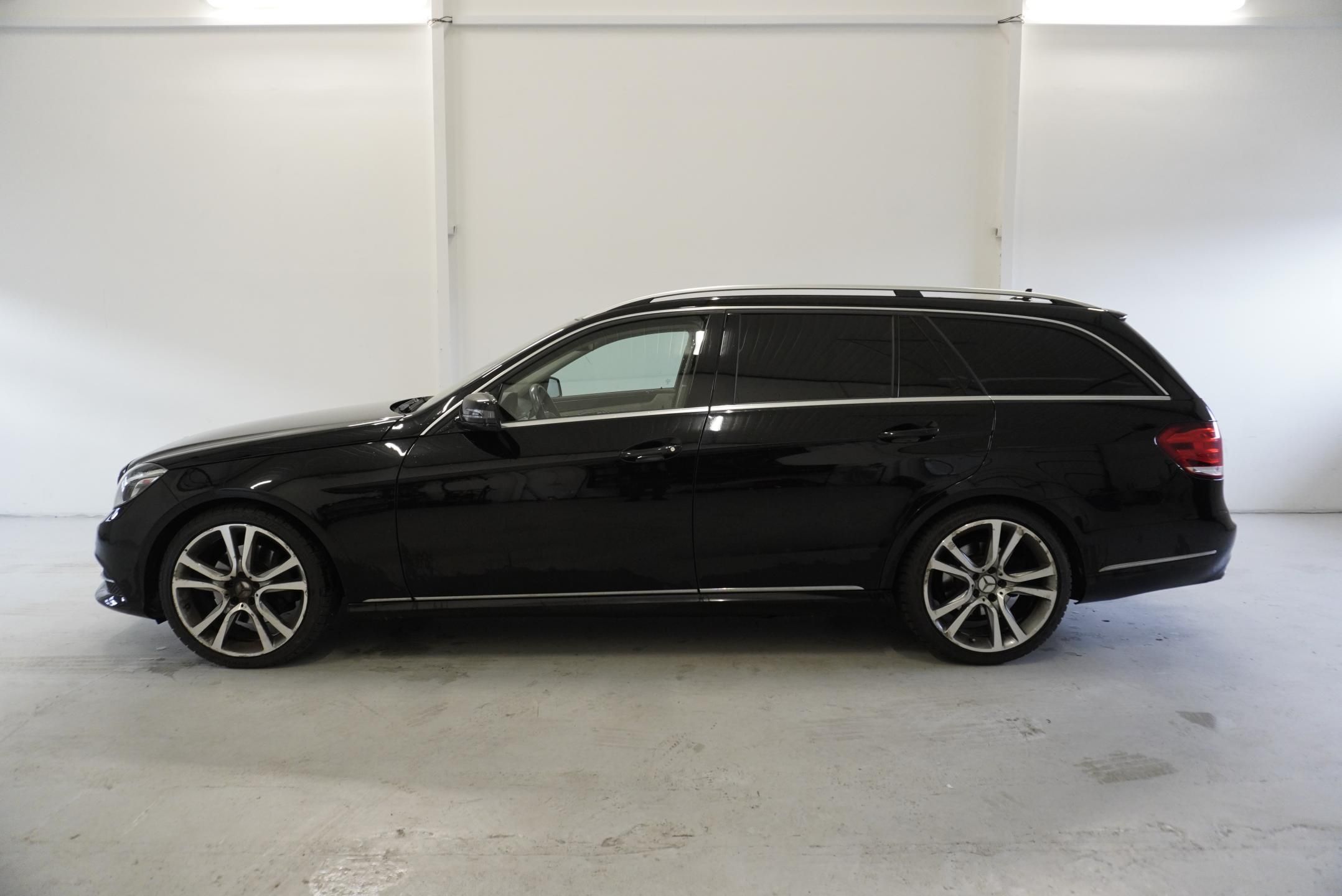 Mercedes-Benz Třídy E, 350CDi automat - fotka 4