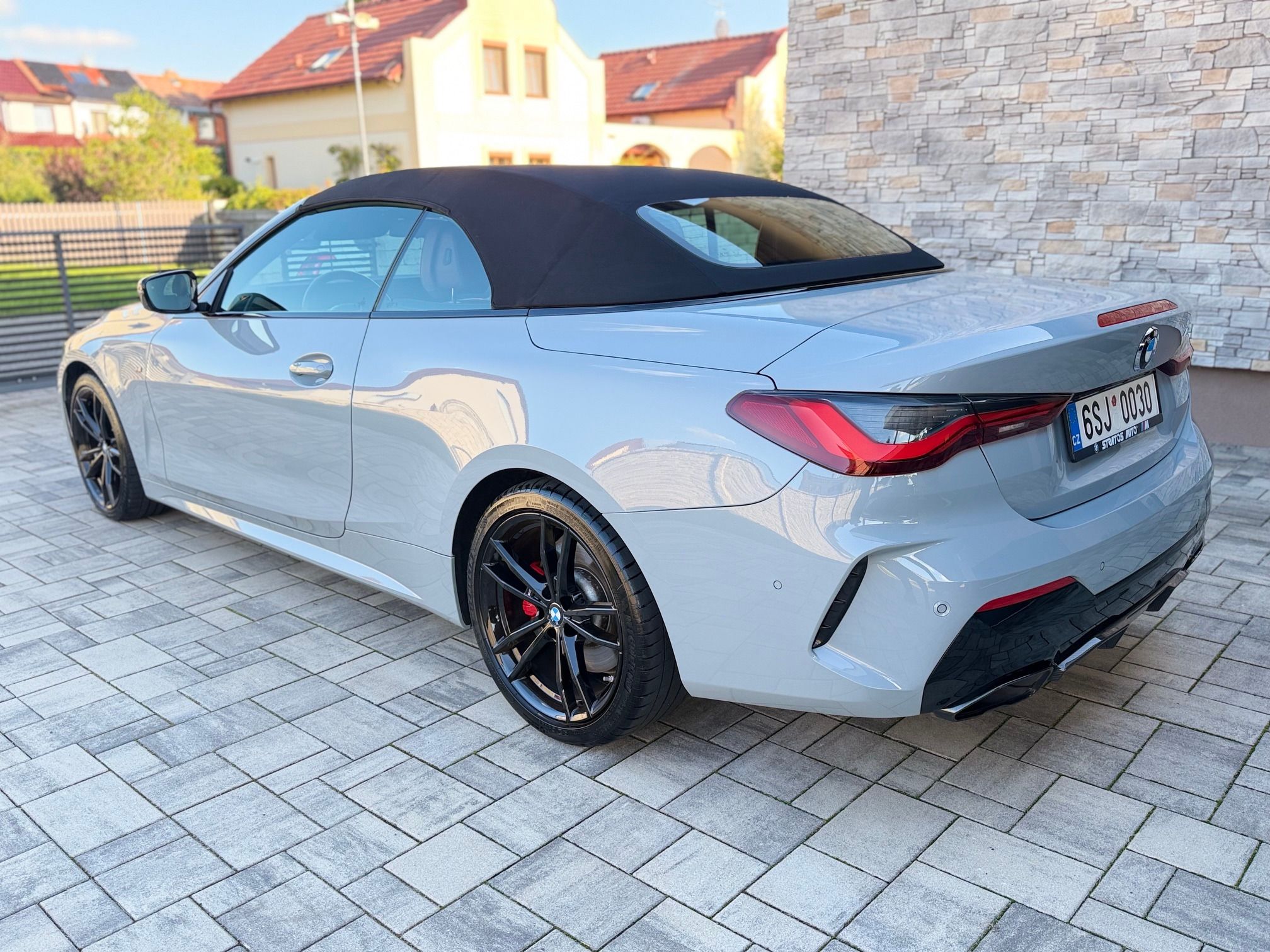 BMW Řada 4, M440i Xdrive Cabrio HarmanKar - fotka 4