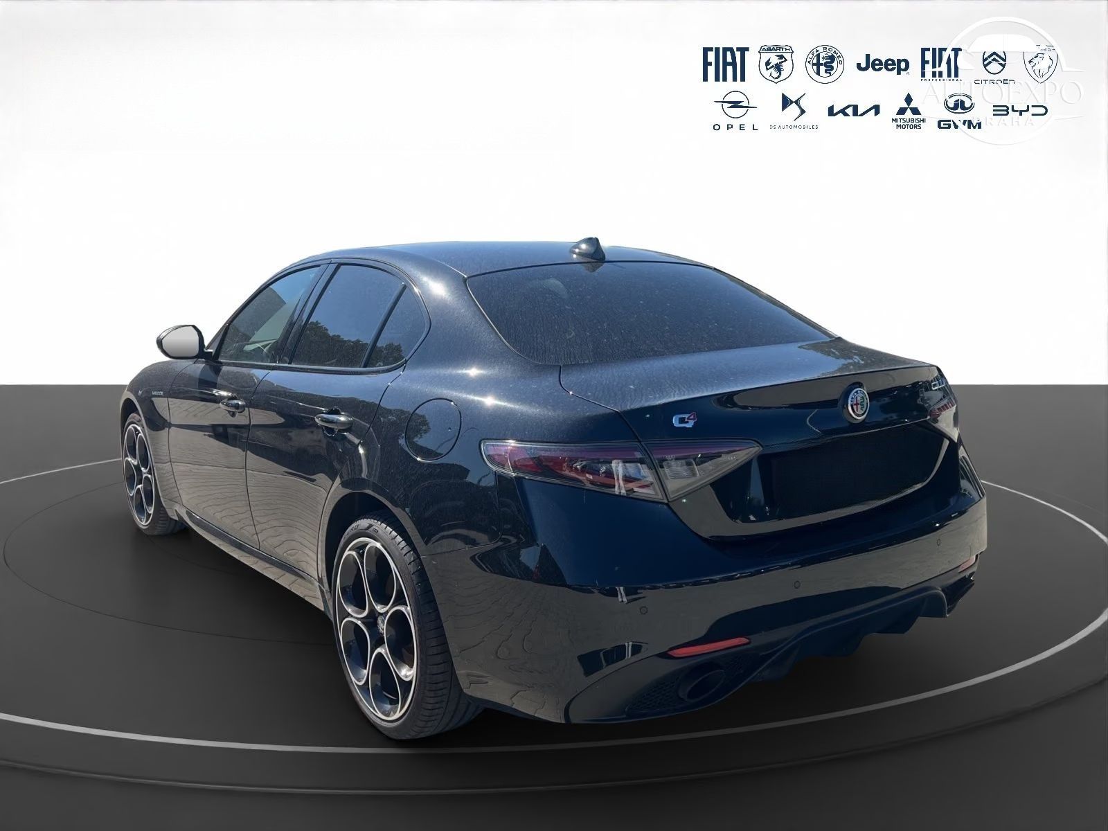 Alfa Romeo Giulia, Veloce Q4 2.0 Turbo*KeyLess - fotka 5