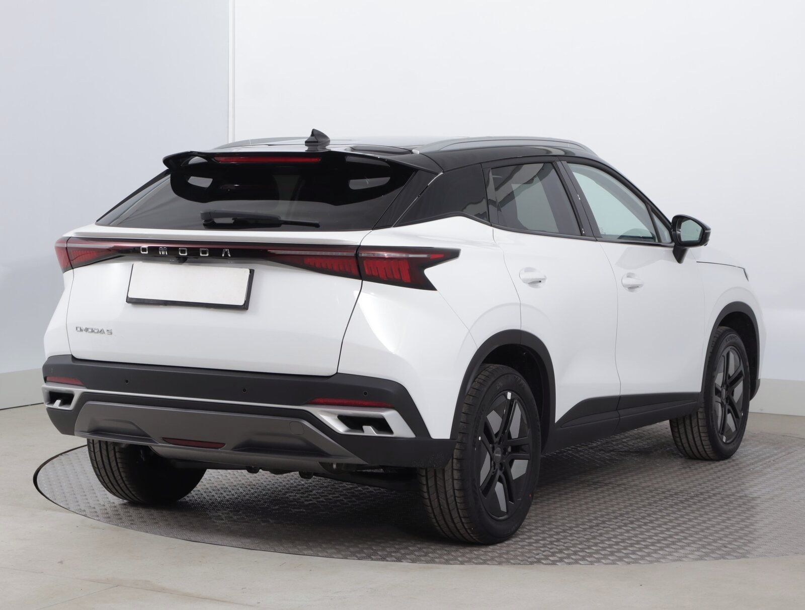 Omoda 5, 1.6 T, Premium, Ad. tempomat - fotka 5