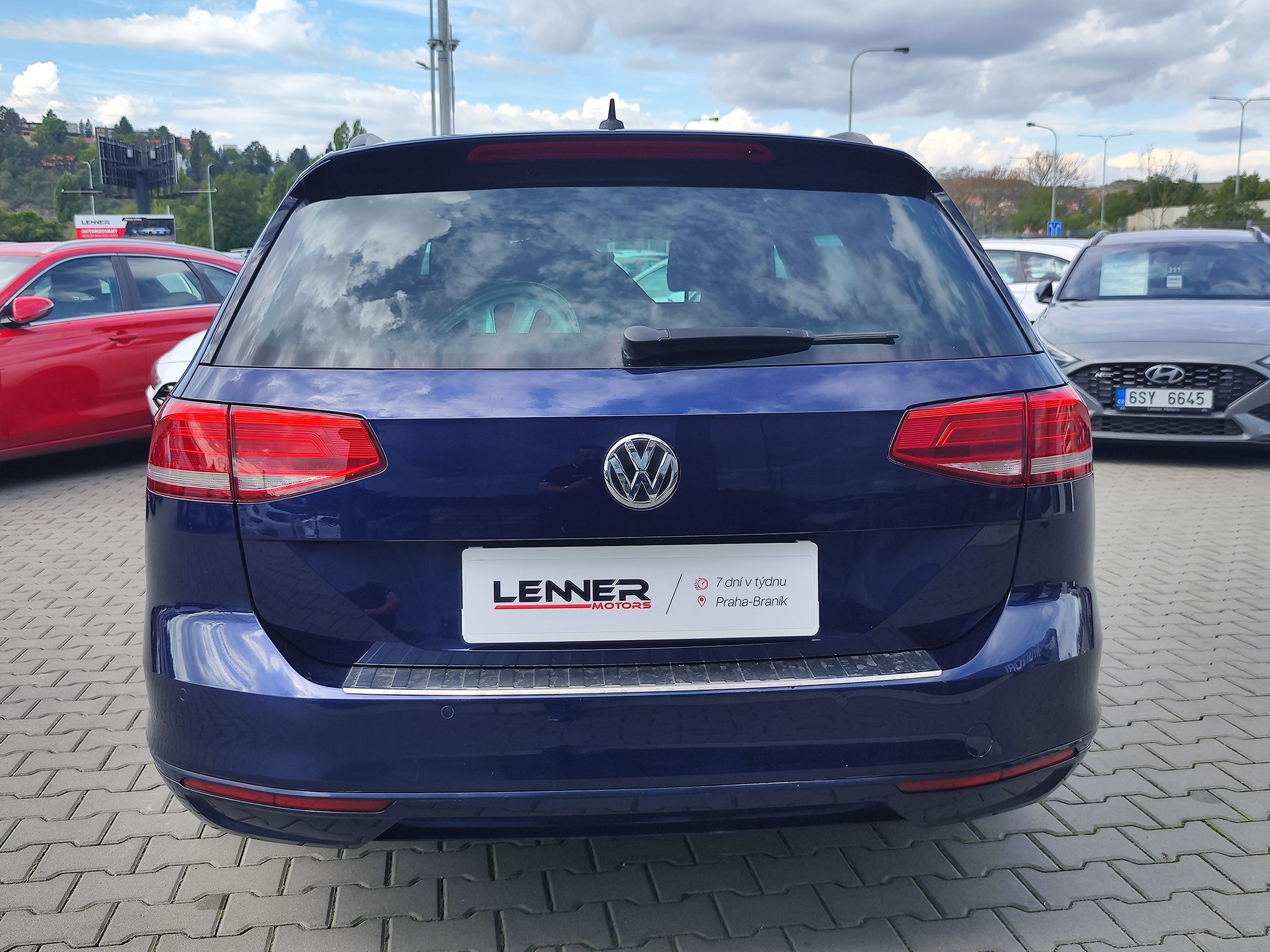 Volkswagen Passat, 2.0 TDI/110kW Comfortline DSG - fotka 6