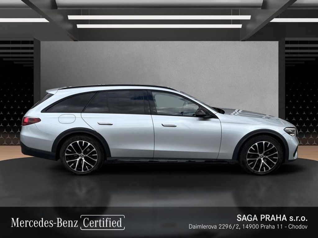 Mercedes-Benz Třídy E, Třída E 220 d 4MATIC All-Terra - fotka 3