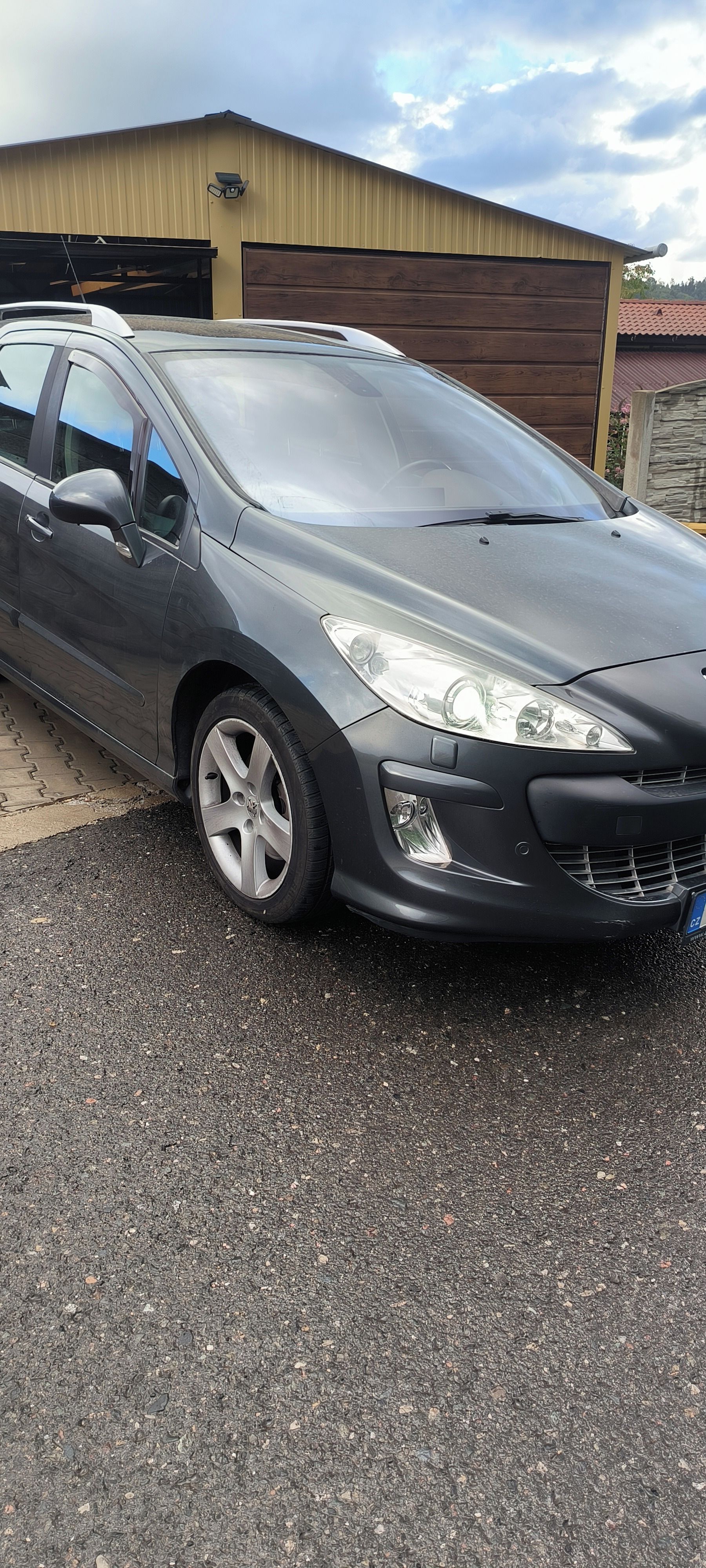 Peugeot 308, 1.6  benzín 110 kw - fotka 4