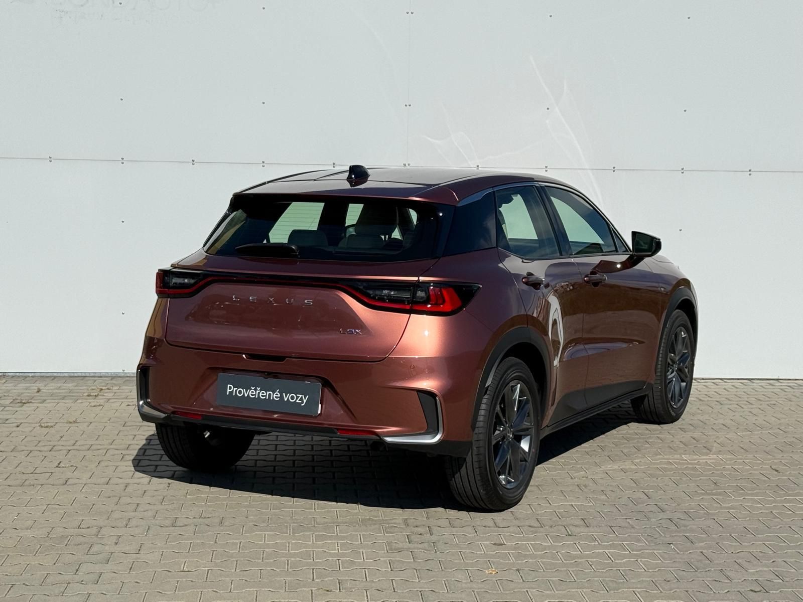 Lexus LBX, 1.5 HSD e-CVT Elegant Tech - fotka 2