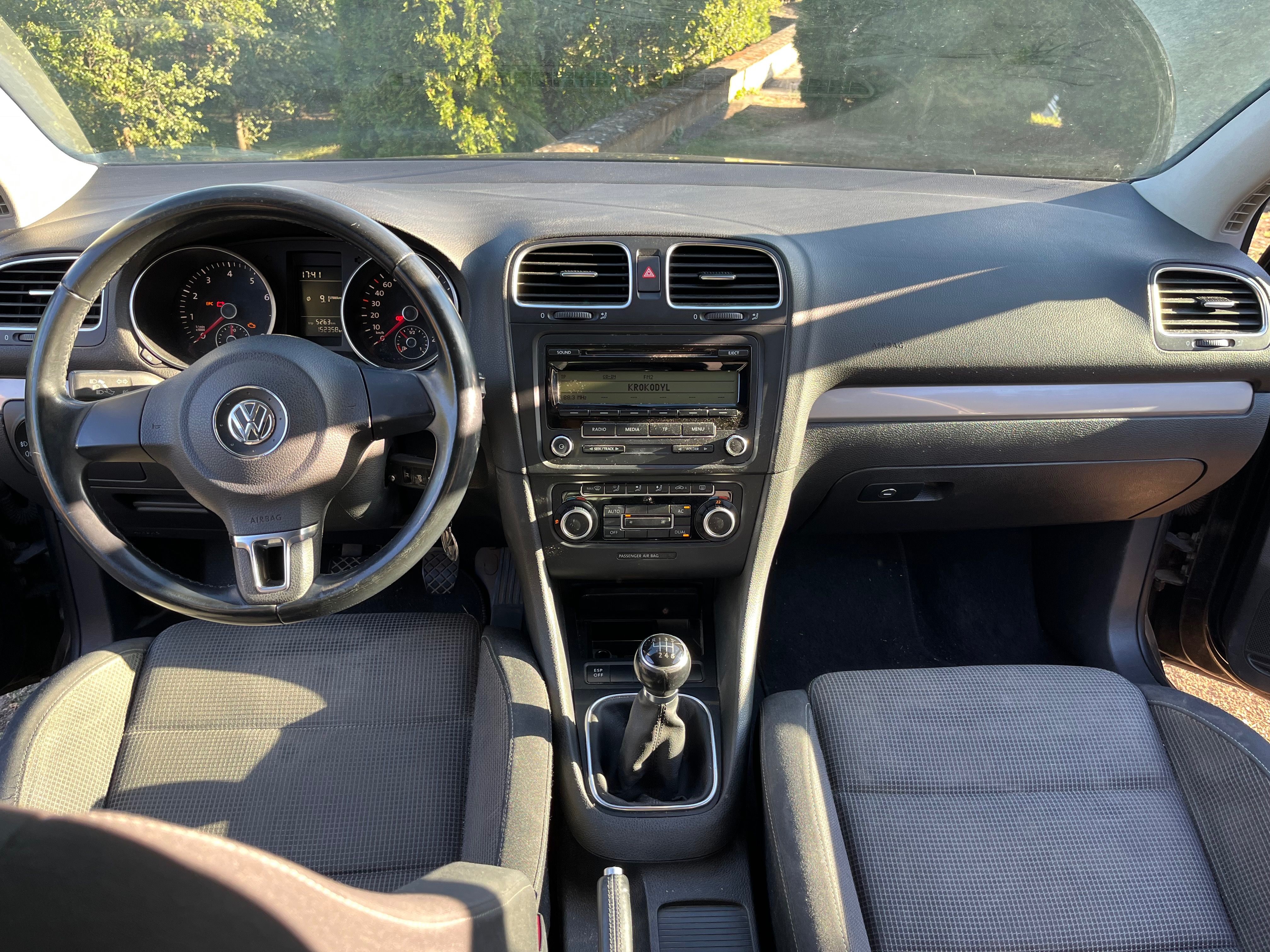 Volkswagen Golf, 1.2 TSI - servisováno - fotka 5