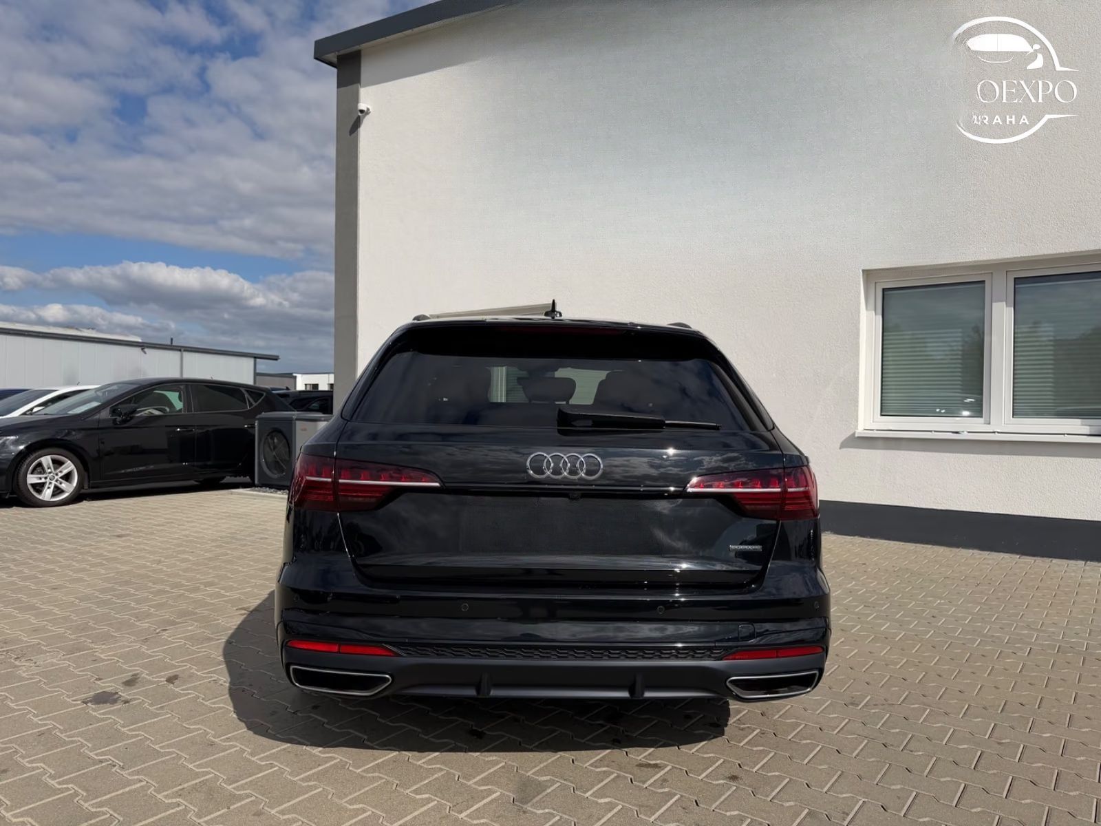 Audi A4, Avant 45 TFSI quattro S line - fotka 5
