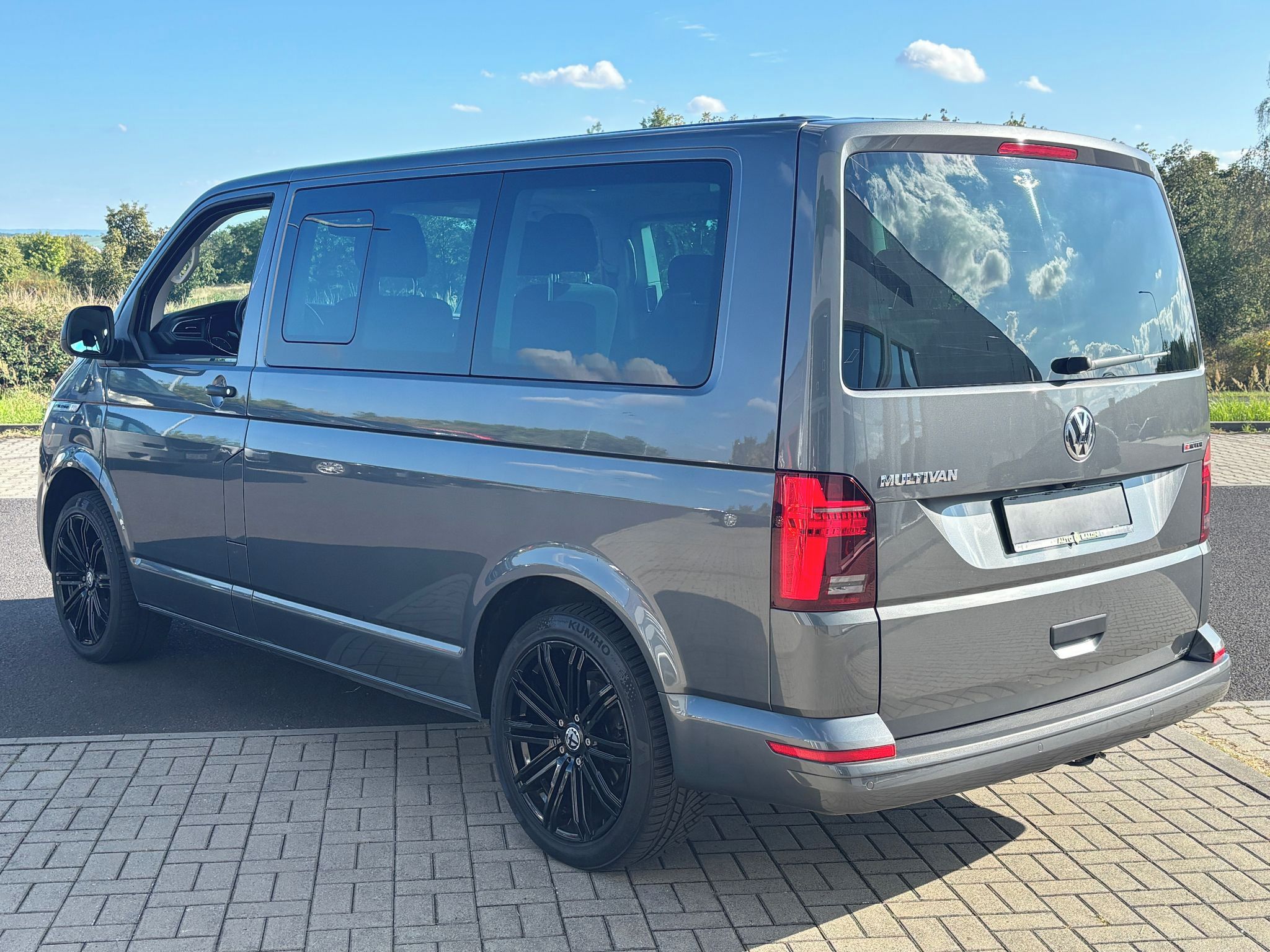 Volkswagen Multivan, 2.0 TDI 110kW 4x4, ACC, LED - fotka 4