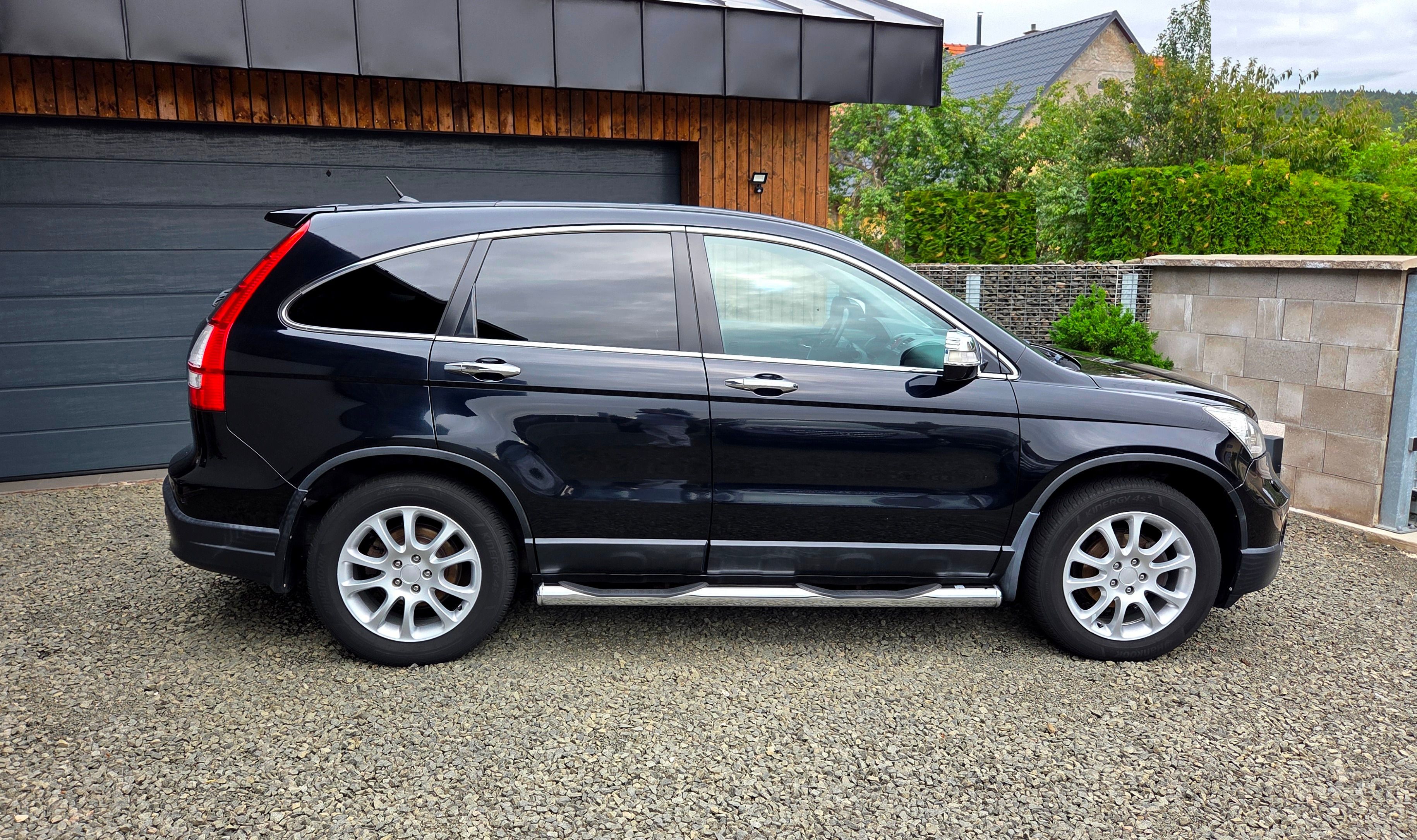 Honda CR-V, 2,0i krásný stav 4x4 nová STK - fotka 5