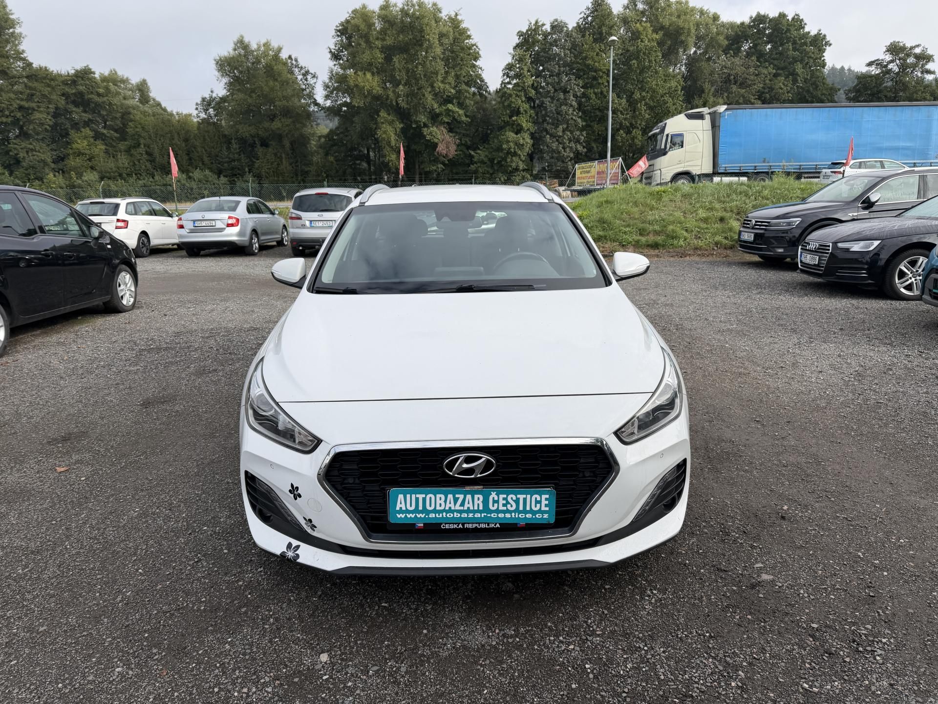 Hyundai i30, 1.6 CRDi - fotka 2