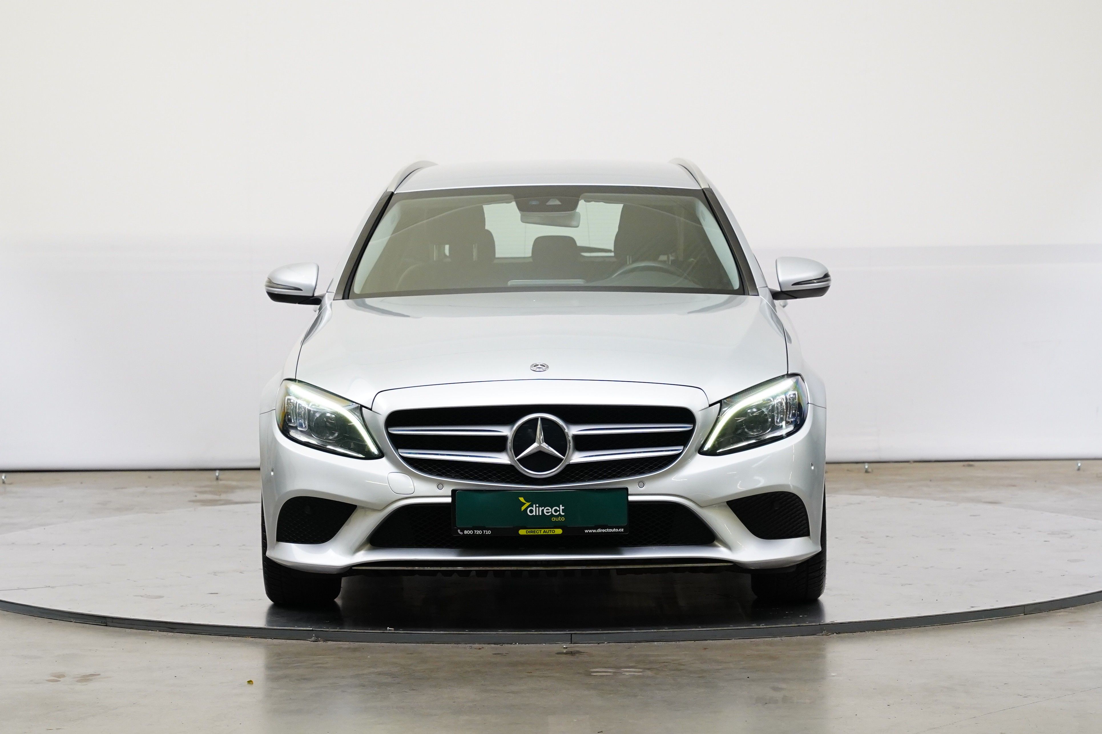 Mercedes-Benz Třídy C, 220d 143 kW Avantgarde - fotka 4