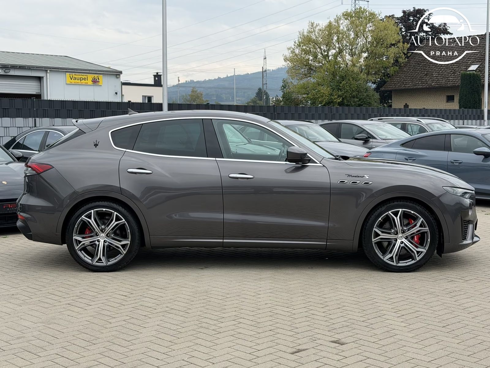 Maserati Levante, Modena S Nerissimo*PANORAMA - fotka 3
