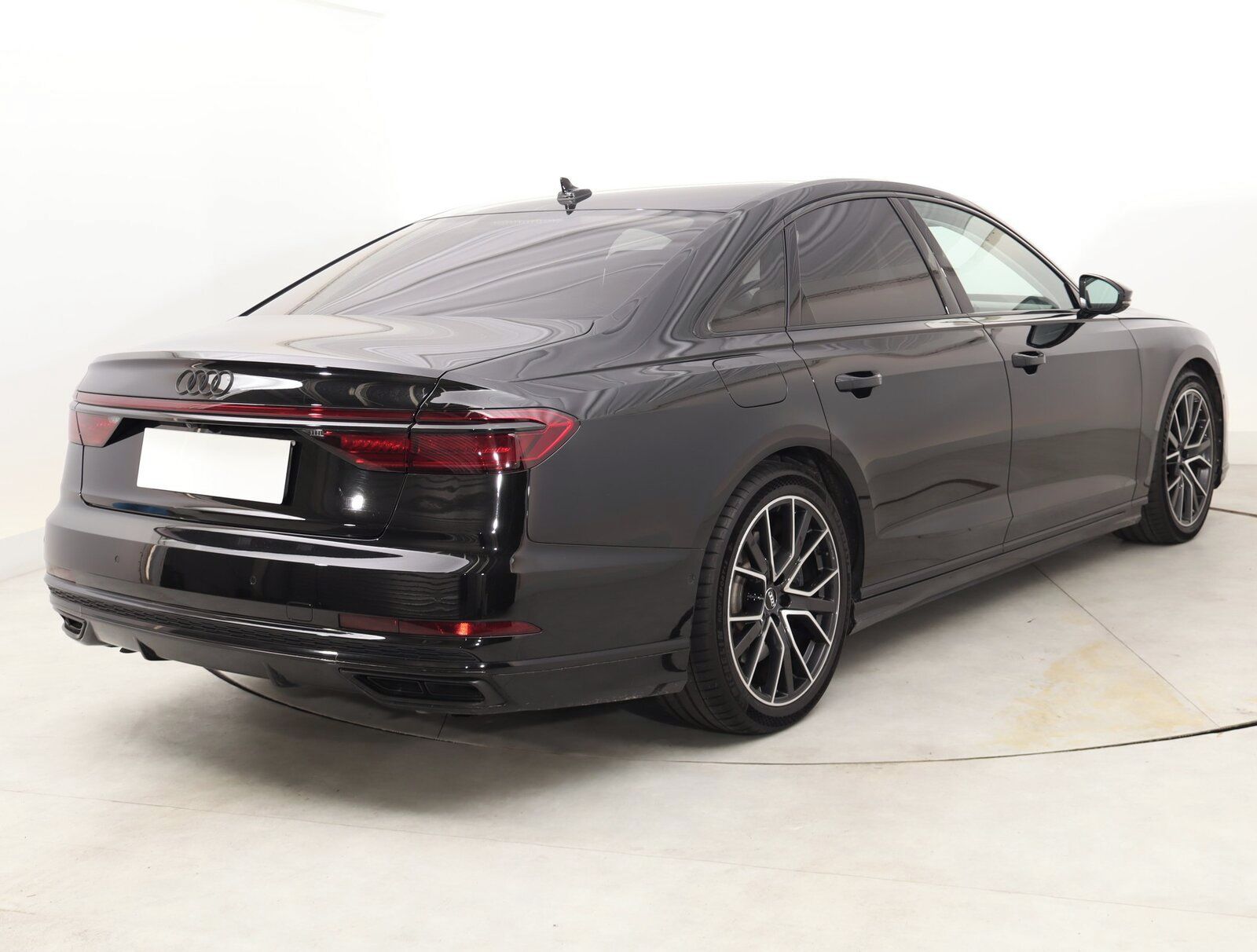 Audi A8, 55 TFSI, S-Line - fotka 5