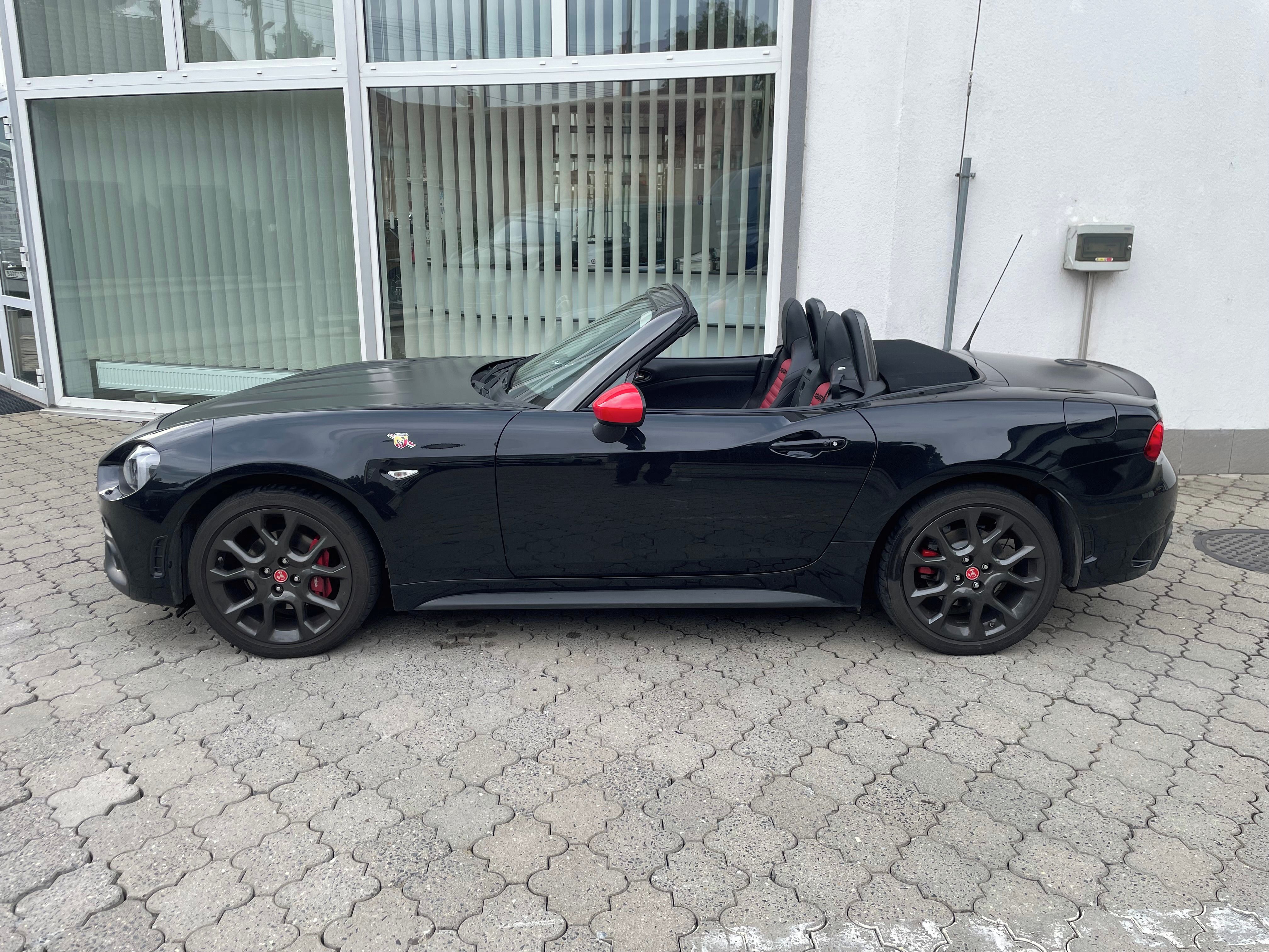Abarth 124 Spider, 1.4 Multiair 170k AT - fotka 4