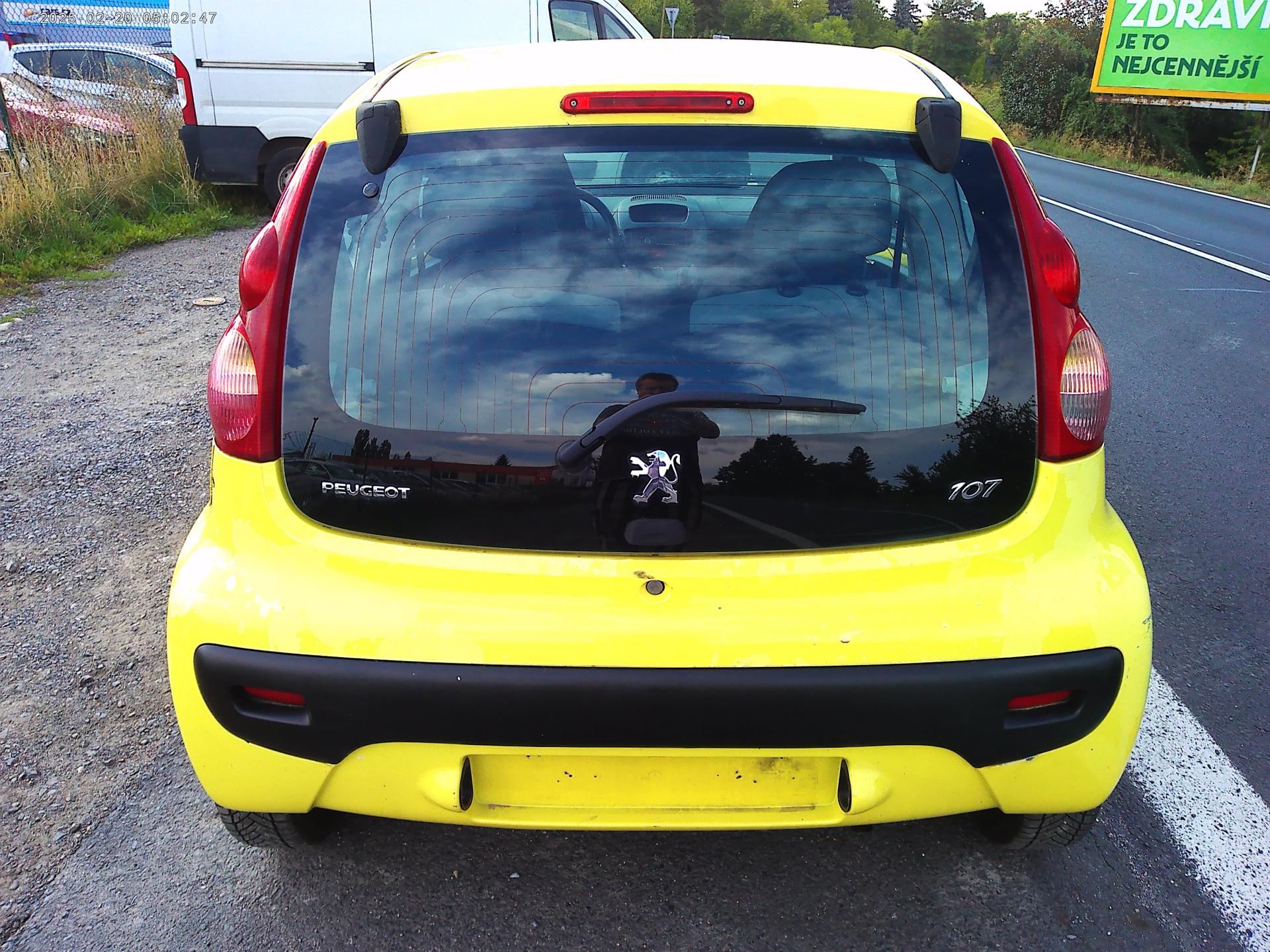 Peugeot 107, 1.0i, 50 kW, nová STK - fotka 4