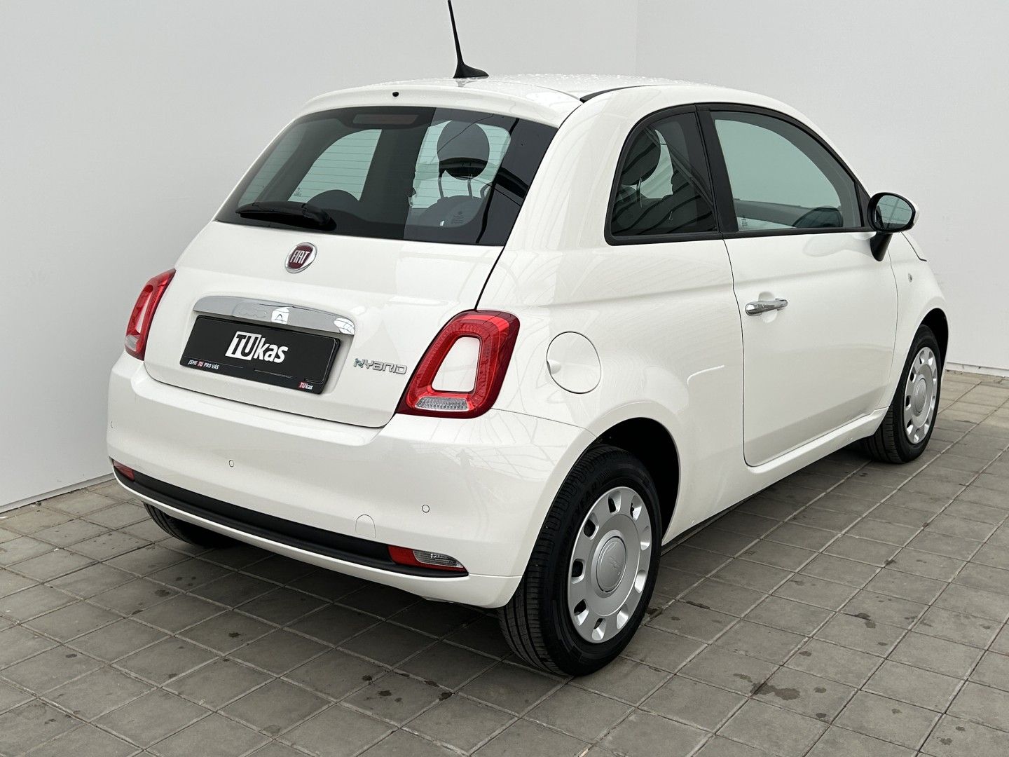 Fiat 500, 1.0i 51kW Cult - fotka 5