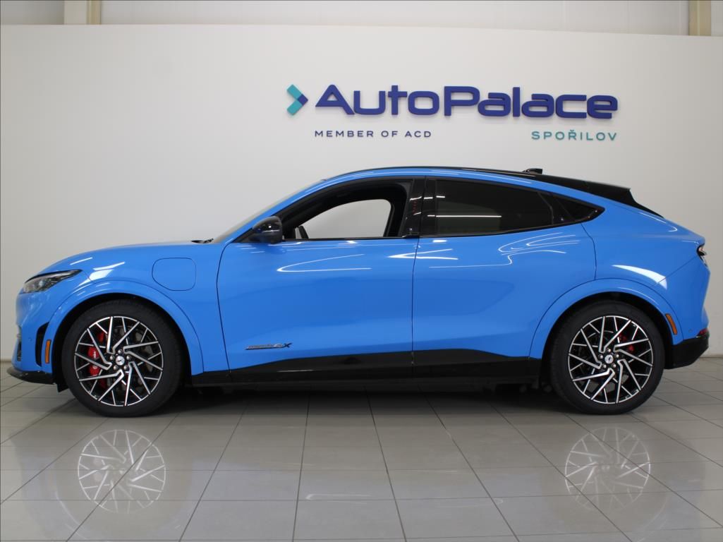 Ford Mustang Mach-E, GT 487koní AWD 91kWh ČR - fotka 5