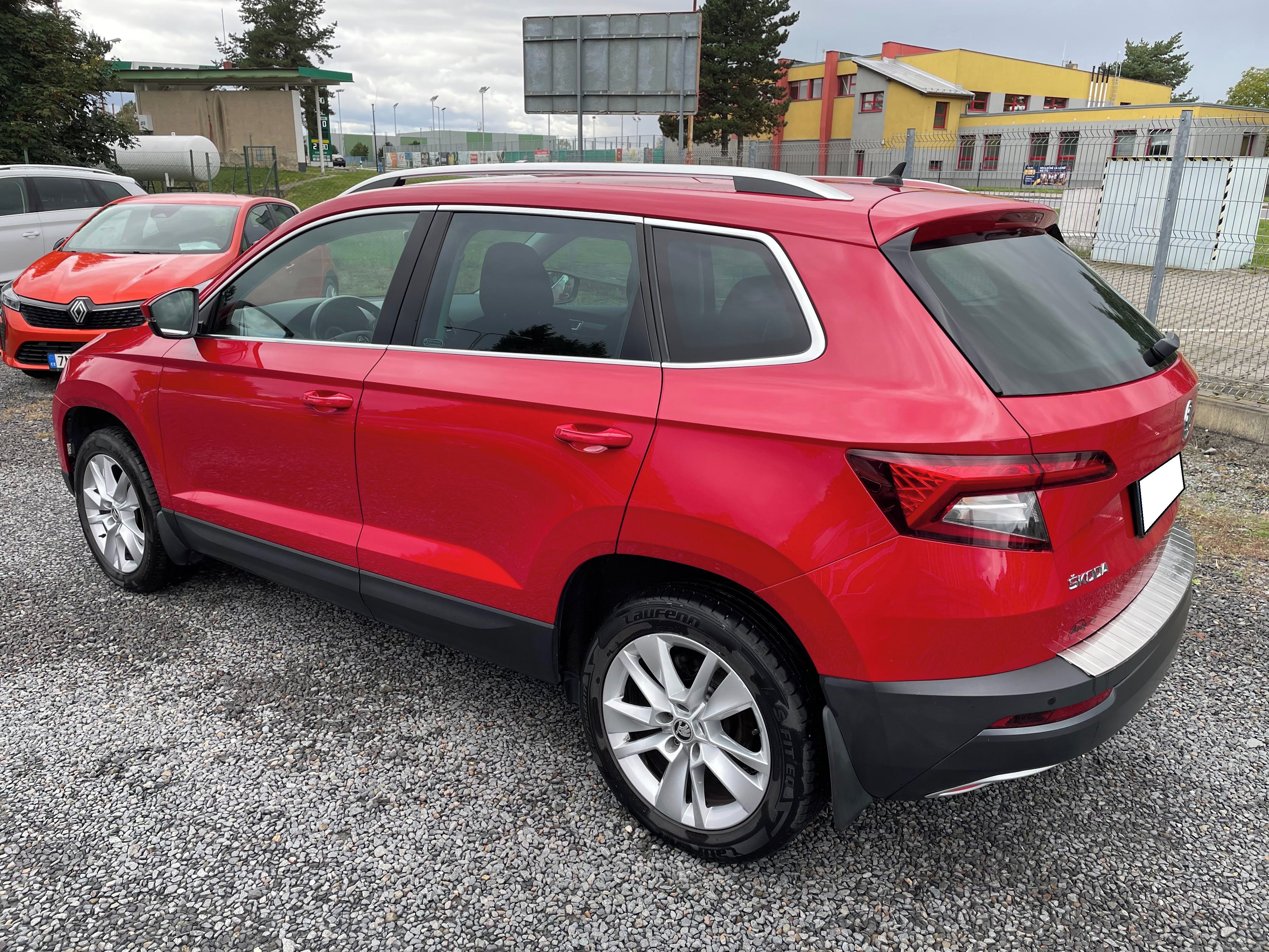 Škoda Karoq, 1,5 TSI 110 kW Style 1maj. taž - fotka 3