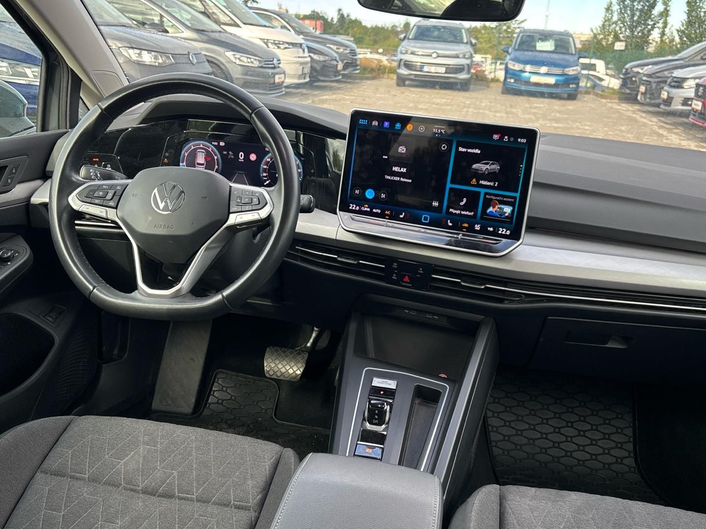 Volkswagen Golf, 1.5 eTSi / 85 kW Life DSG - fotka 5