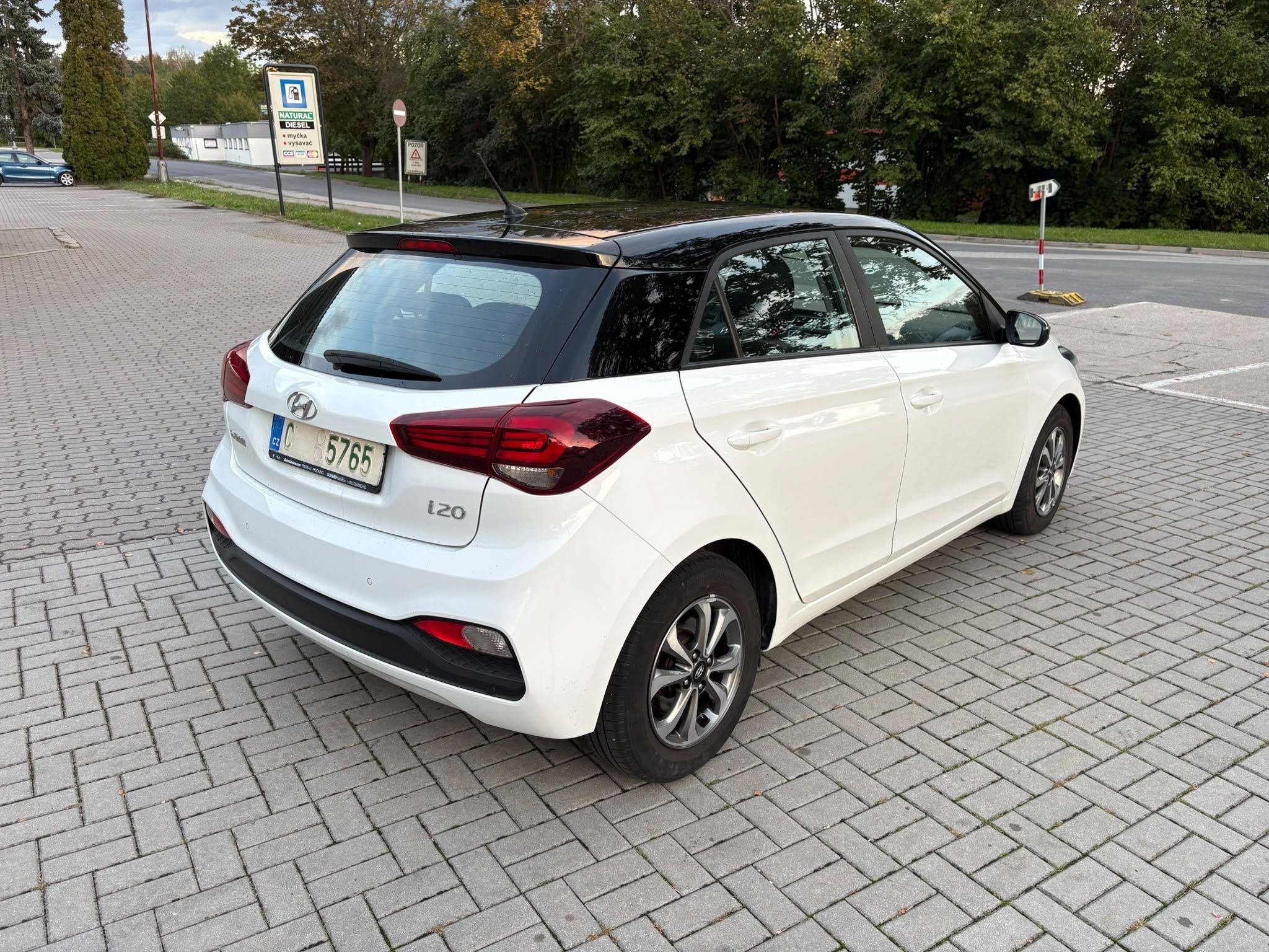 Hyundai i20, 1,3 62 KW Go Plus Plný servis - fotka 5