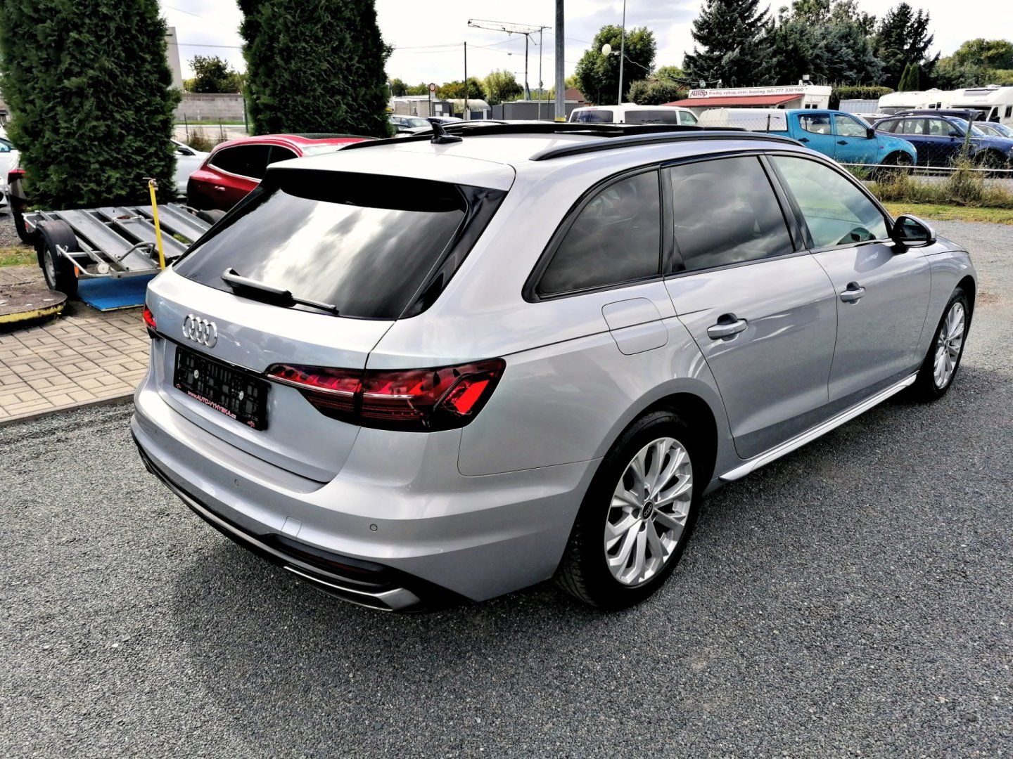 Audi A4, 2.0 35 TDi 120 kW,Pano,Kůže - fotka 4